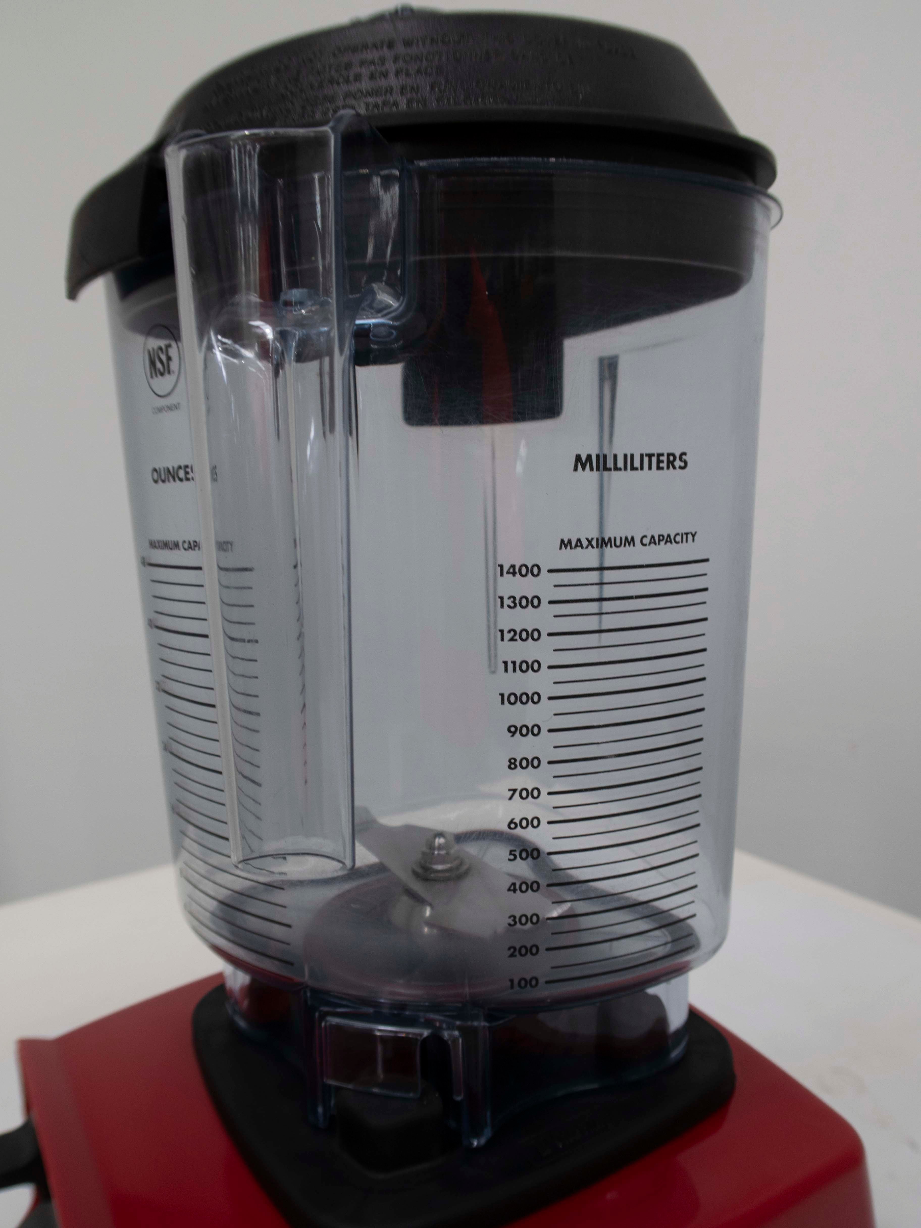 Vitamix VM0127 Blender