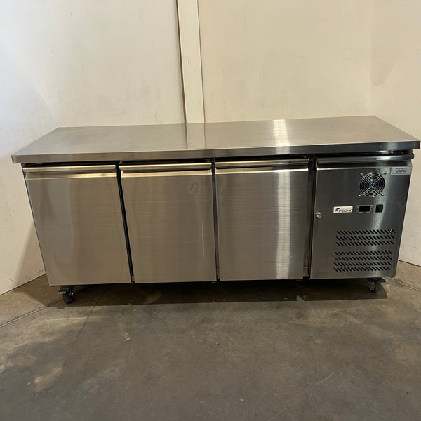 FED-X XUB6F18S3V Undercounter Freezer