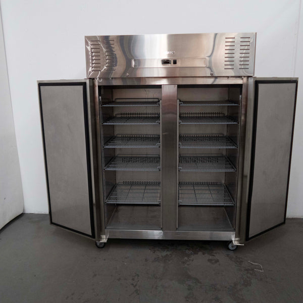 Airex AXR-URGN-2B1 Upright Fridge