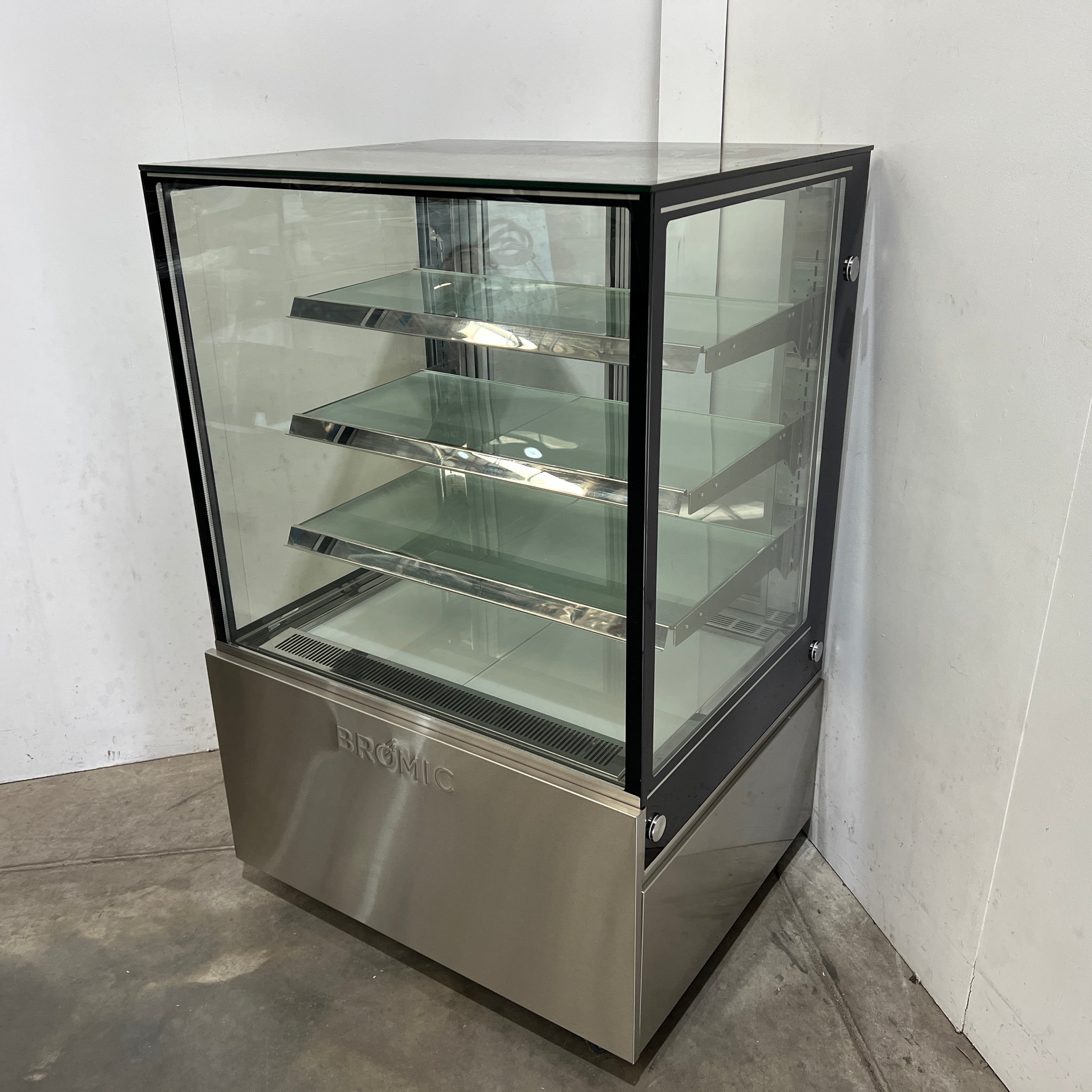 Bromic FD4T0900C Display Fridge