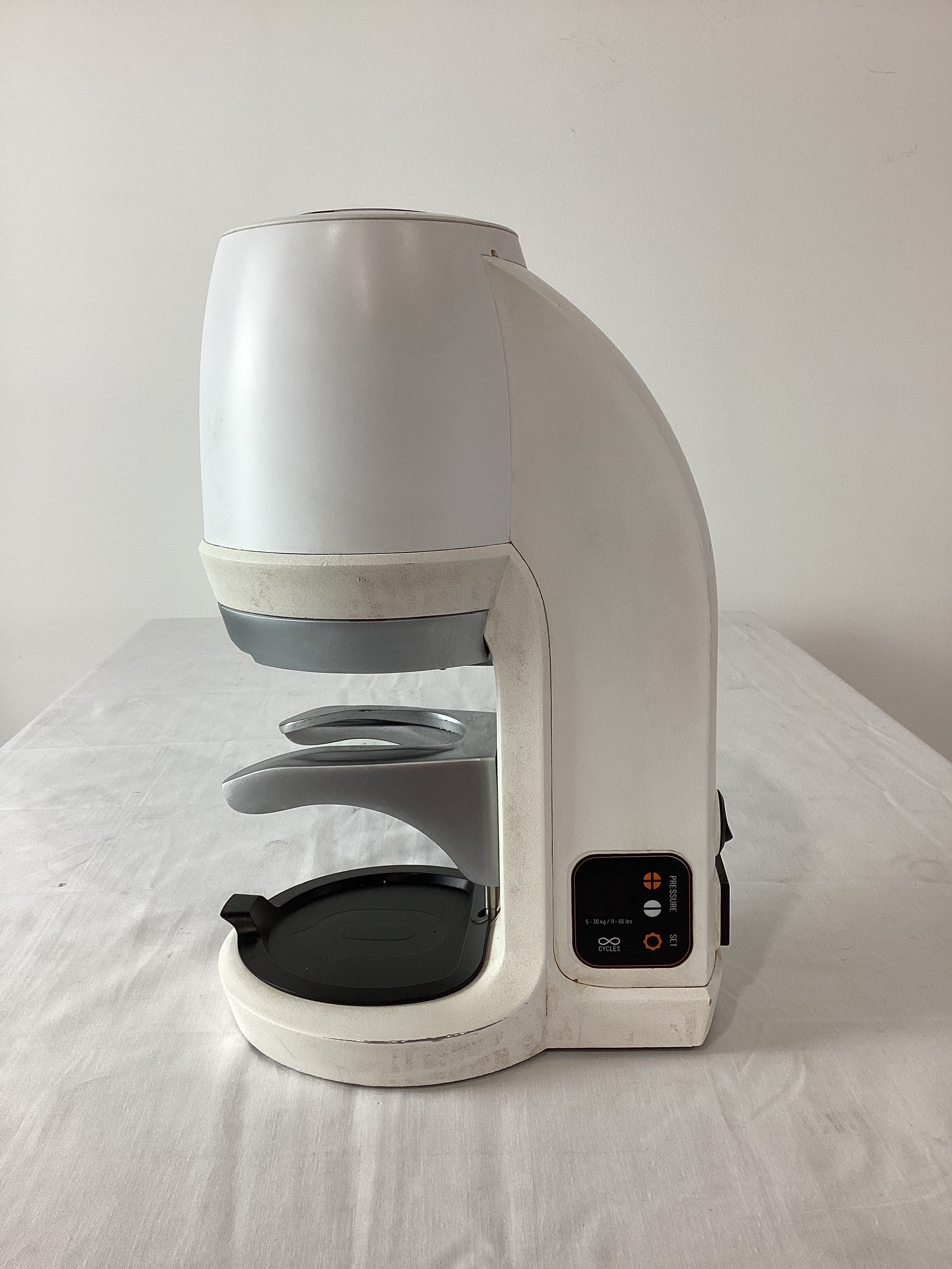 Puqpress Q2 Automatic Coffee Tamper