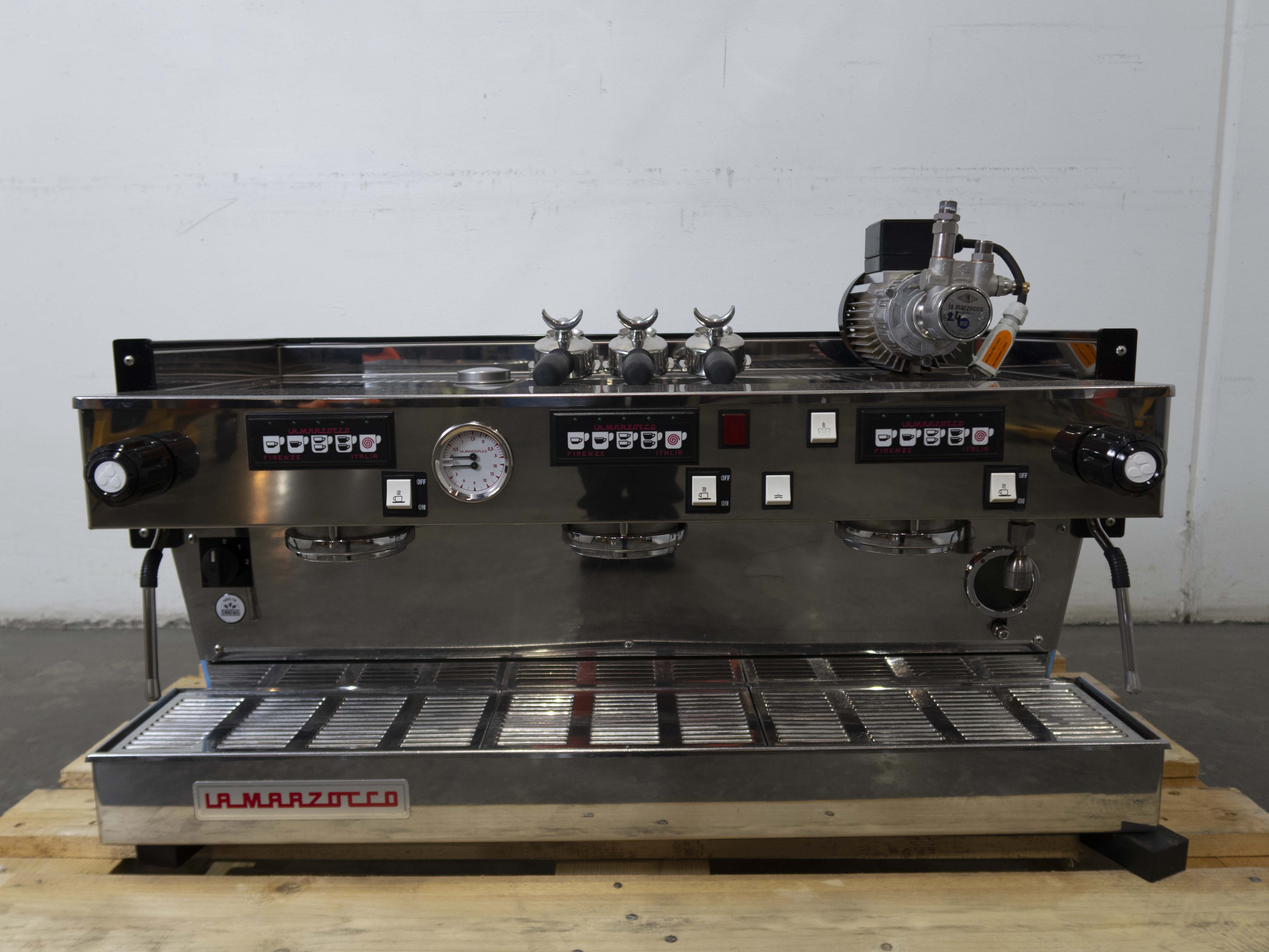 Thumbnail - La Marzocco Linea 3 Group AV Coffee Machine