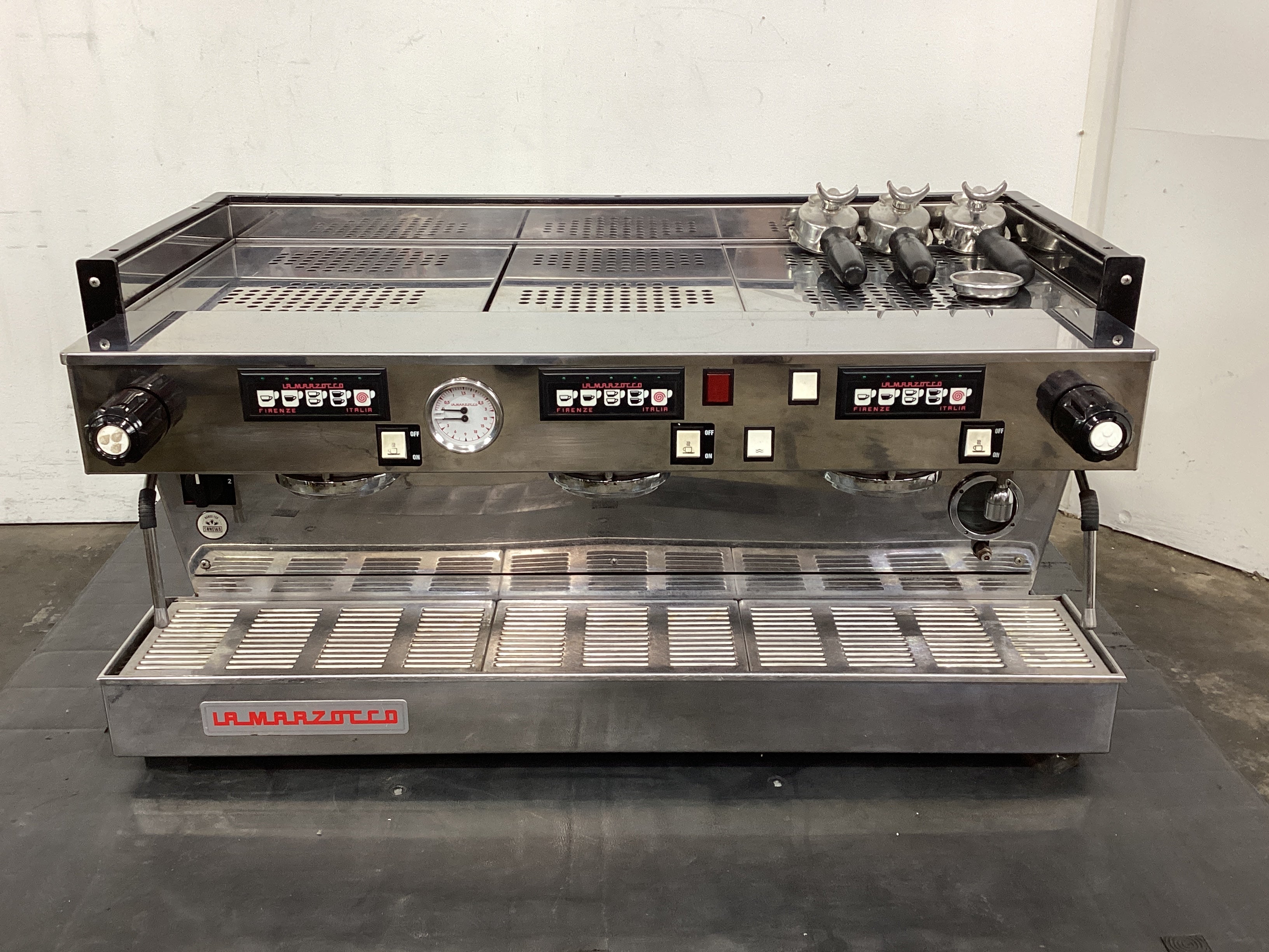 La Marzocco Linea 3AV 3 Group Coffee Machine