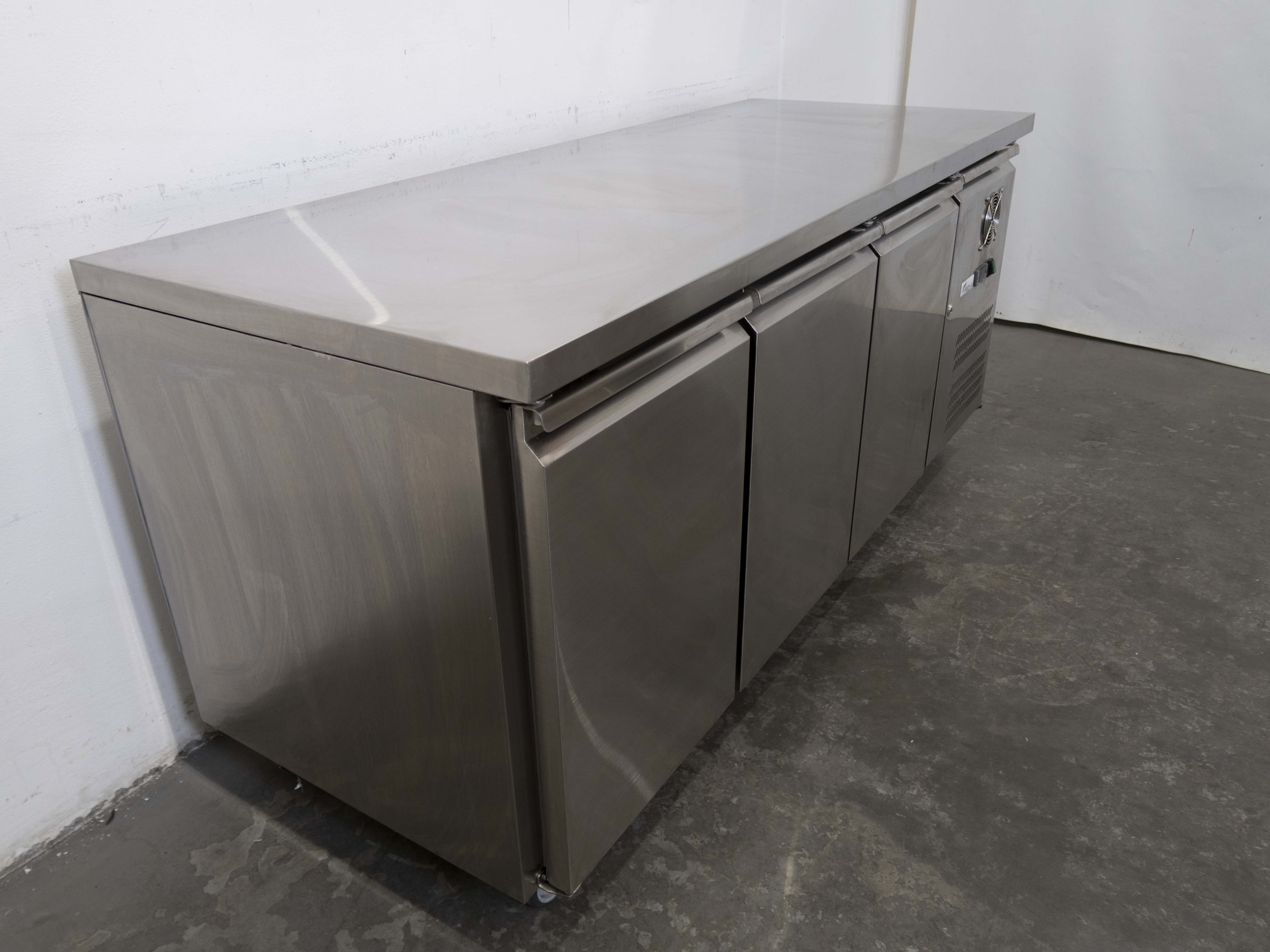 FED-X XUB7F18S3V Undercounter Freezer