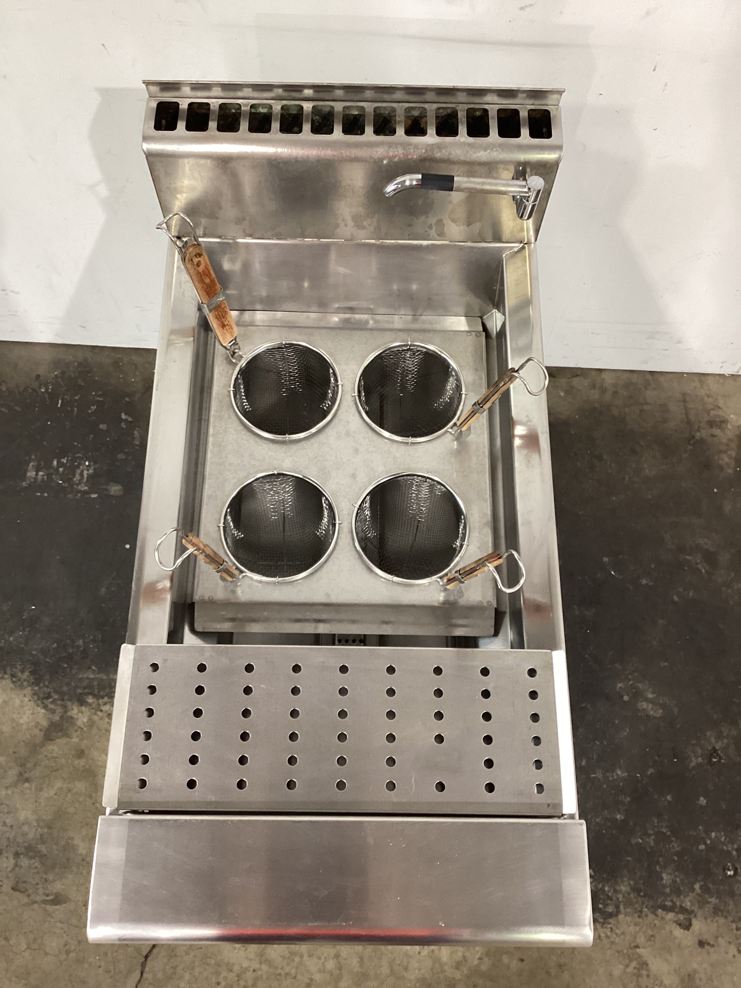 B&S NC-4-SW-1 Noodle Cooker