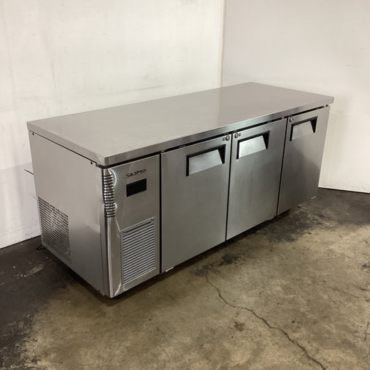 Skipio SUR18-3 Undercounter Fridge