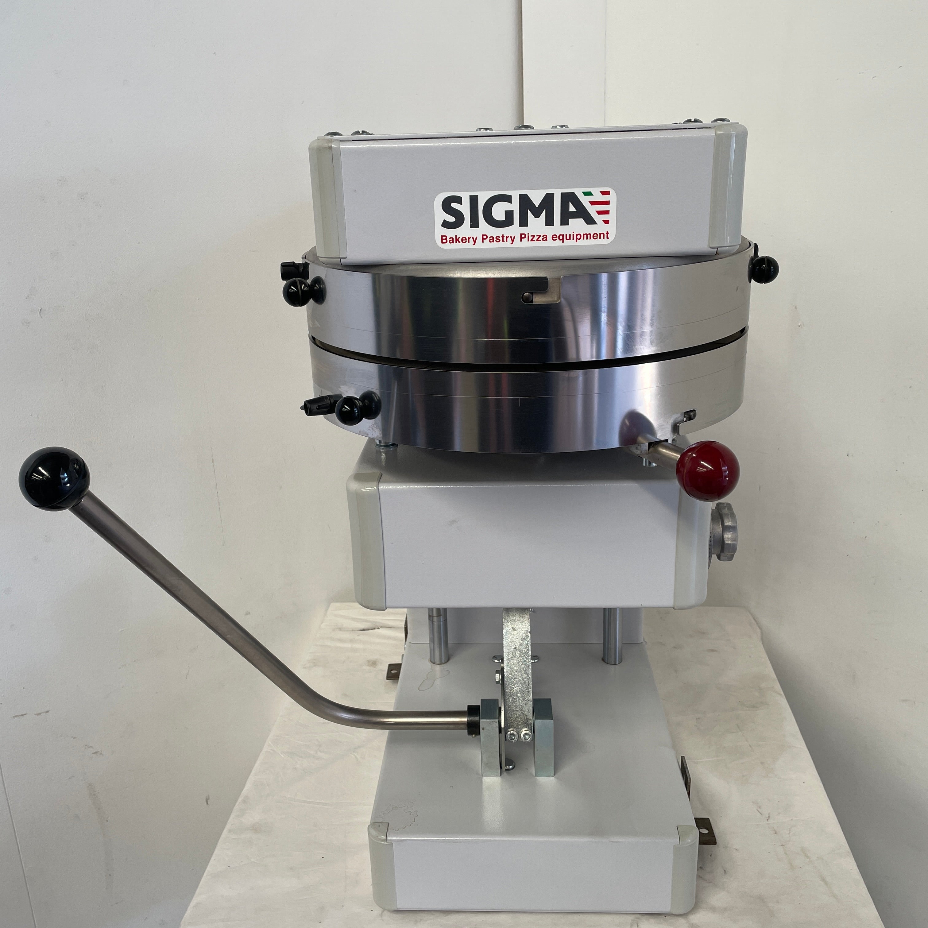Sigma SPZ40 Pizza Moulder