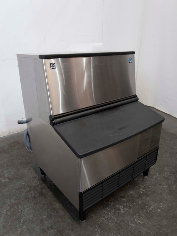 Hoshizaki KM-140B Ice Machine