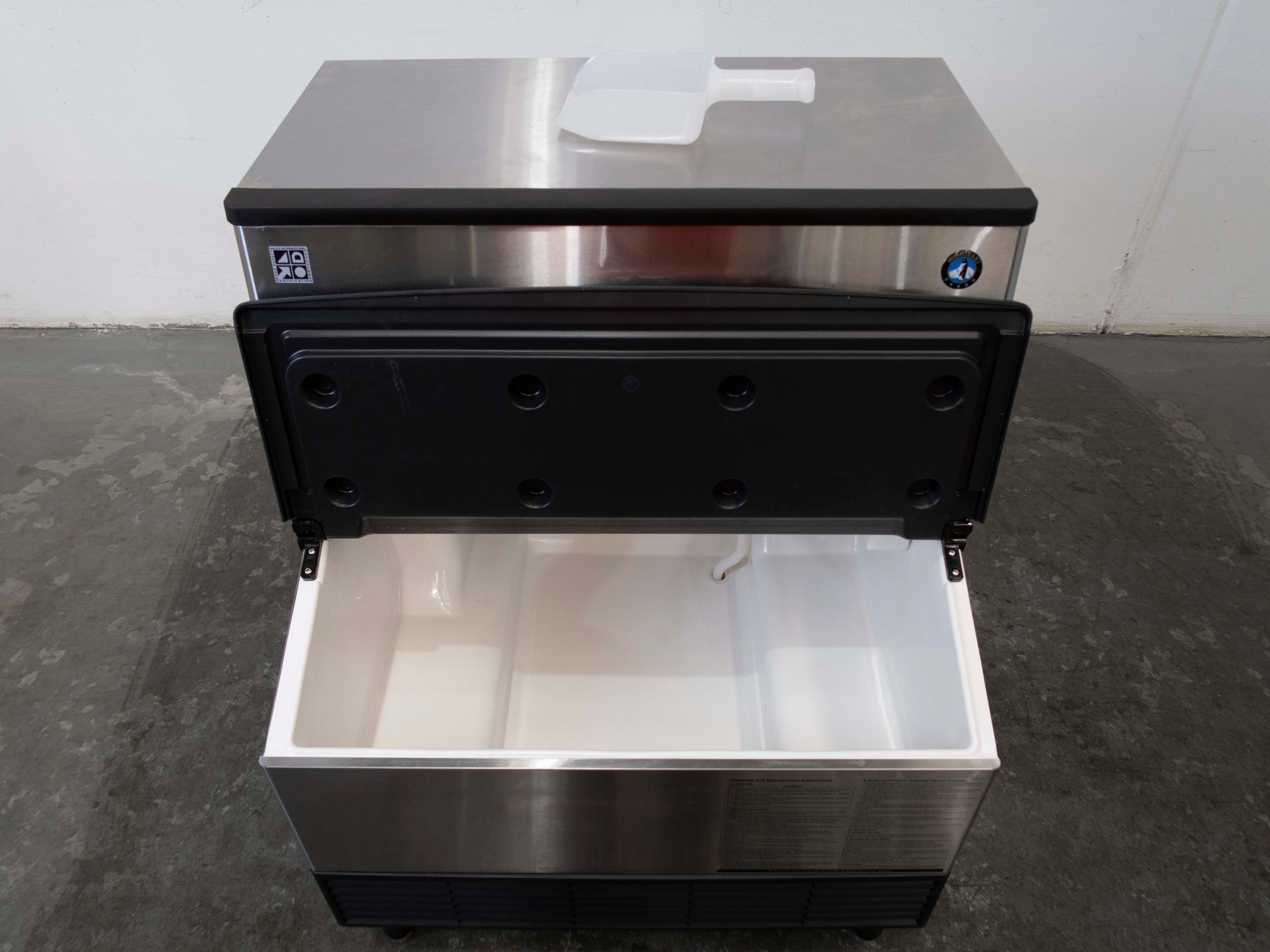 Hoshizaki KM-140B Ice Machine