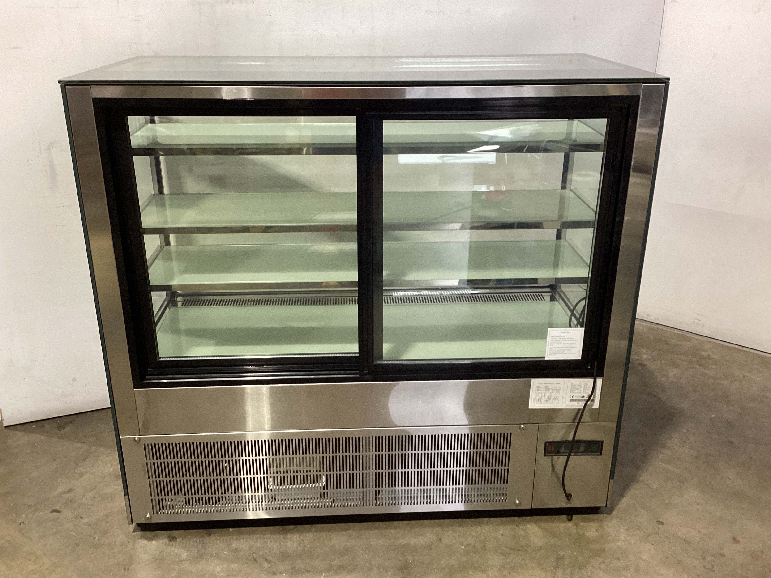 Thumbnail - Atosa WDF157F Refrigerated Display