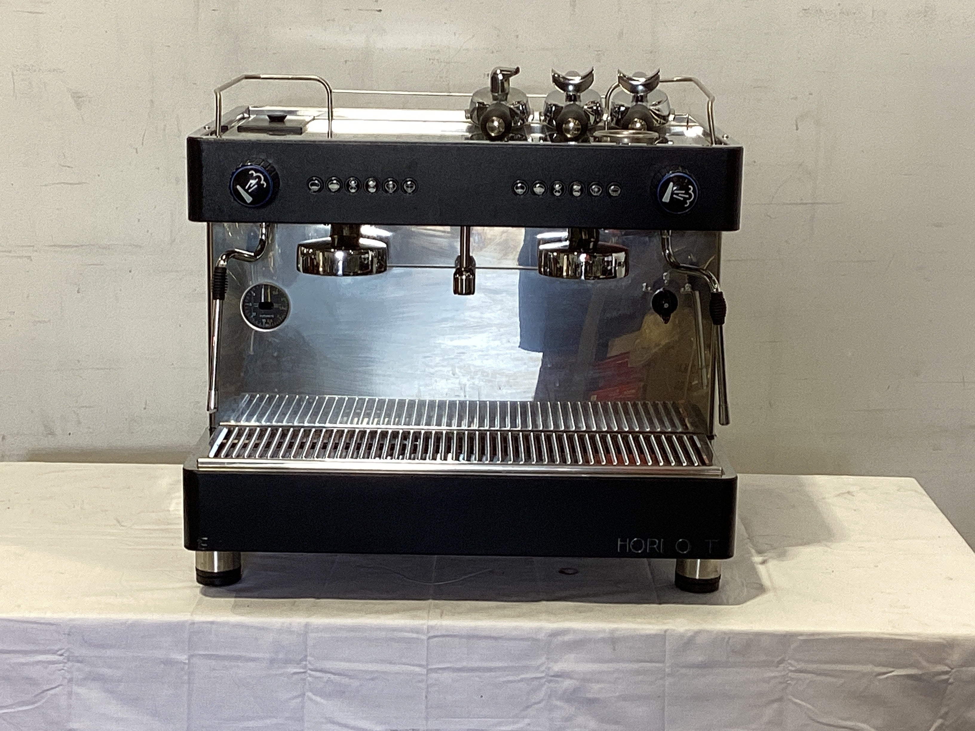 Futurete Horizont 2G-2T-D-230-PR-C 2 Group Coffee Machine
