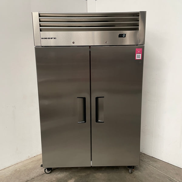 SKOPE RF7.UPF.2.SD Upright Freezer