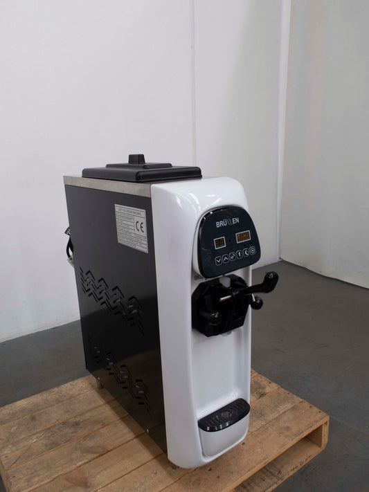Brullen Baby Brullen Ice Cream Machine