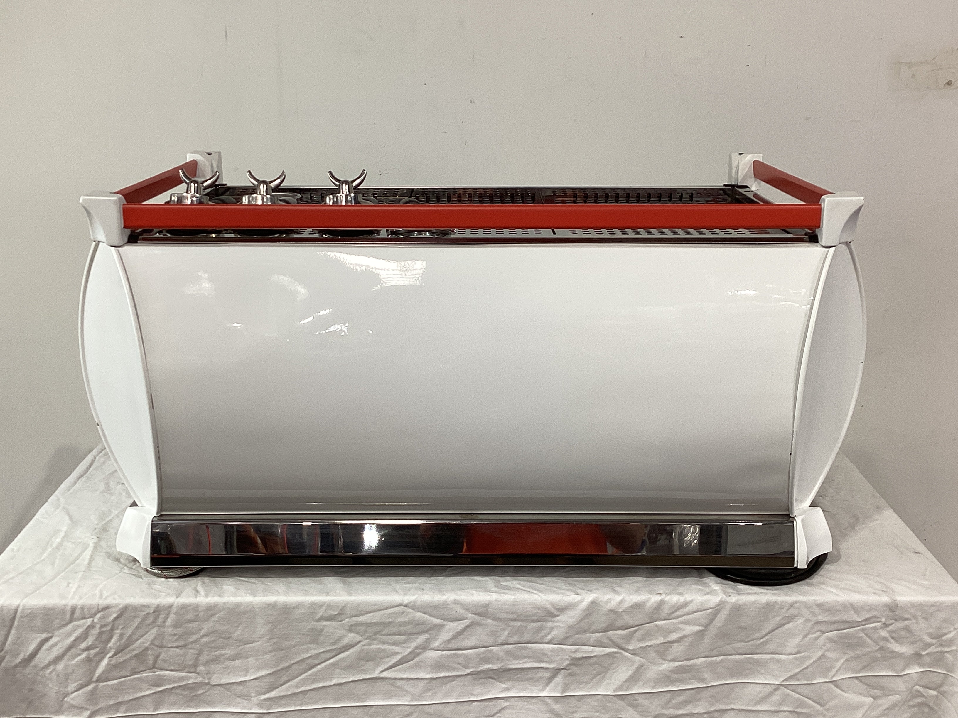 La Marzocco GB5 3 Group Coffee Machine