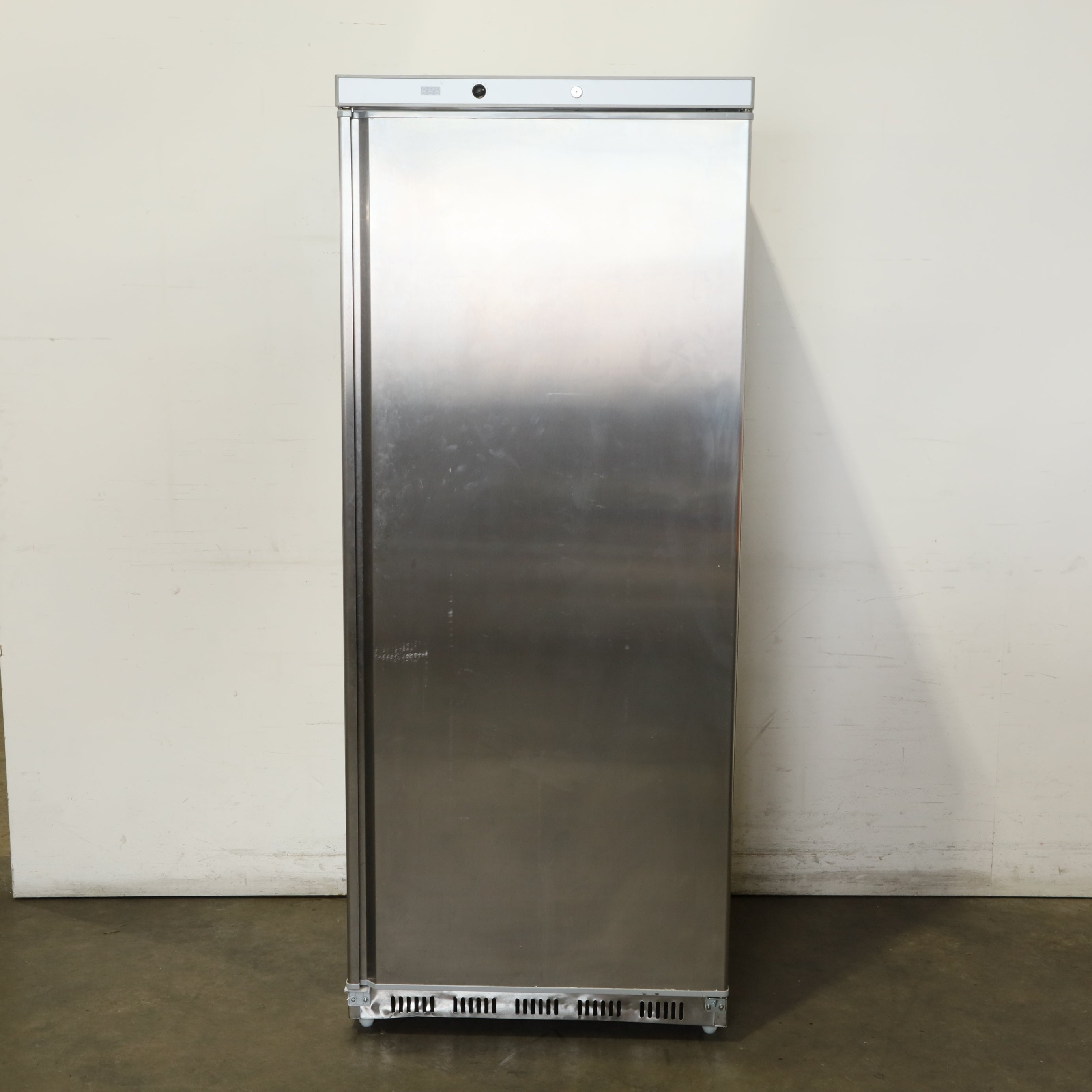 Thumbnail - FED HF600 Upright Freezer