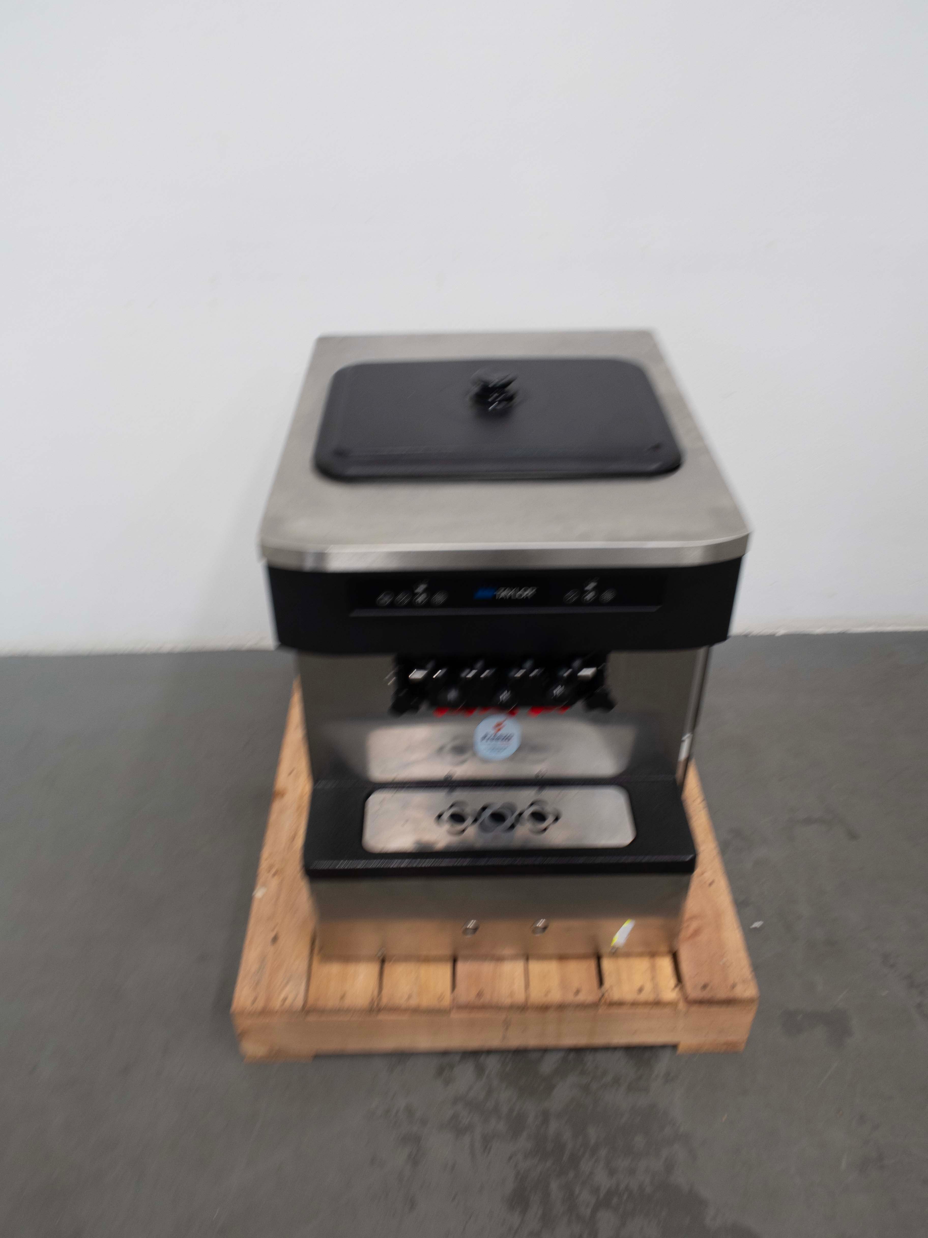 Taylor C161-40 Ice Cream Machine
