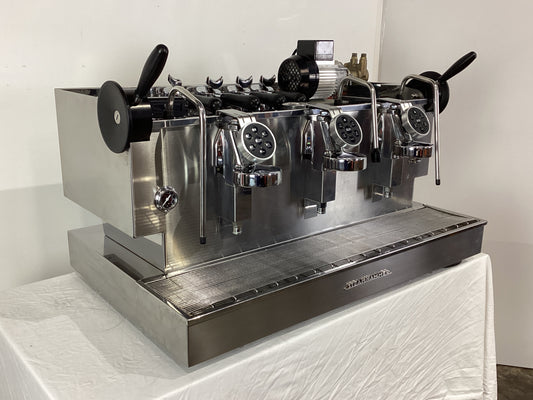 XLVI  Steamhammer Electtronica 3 Group Coffee Machine
