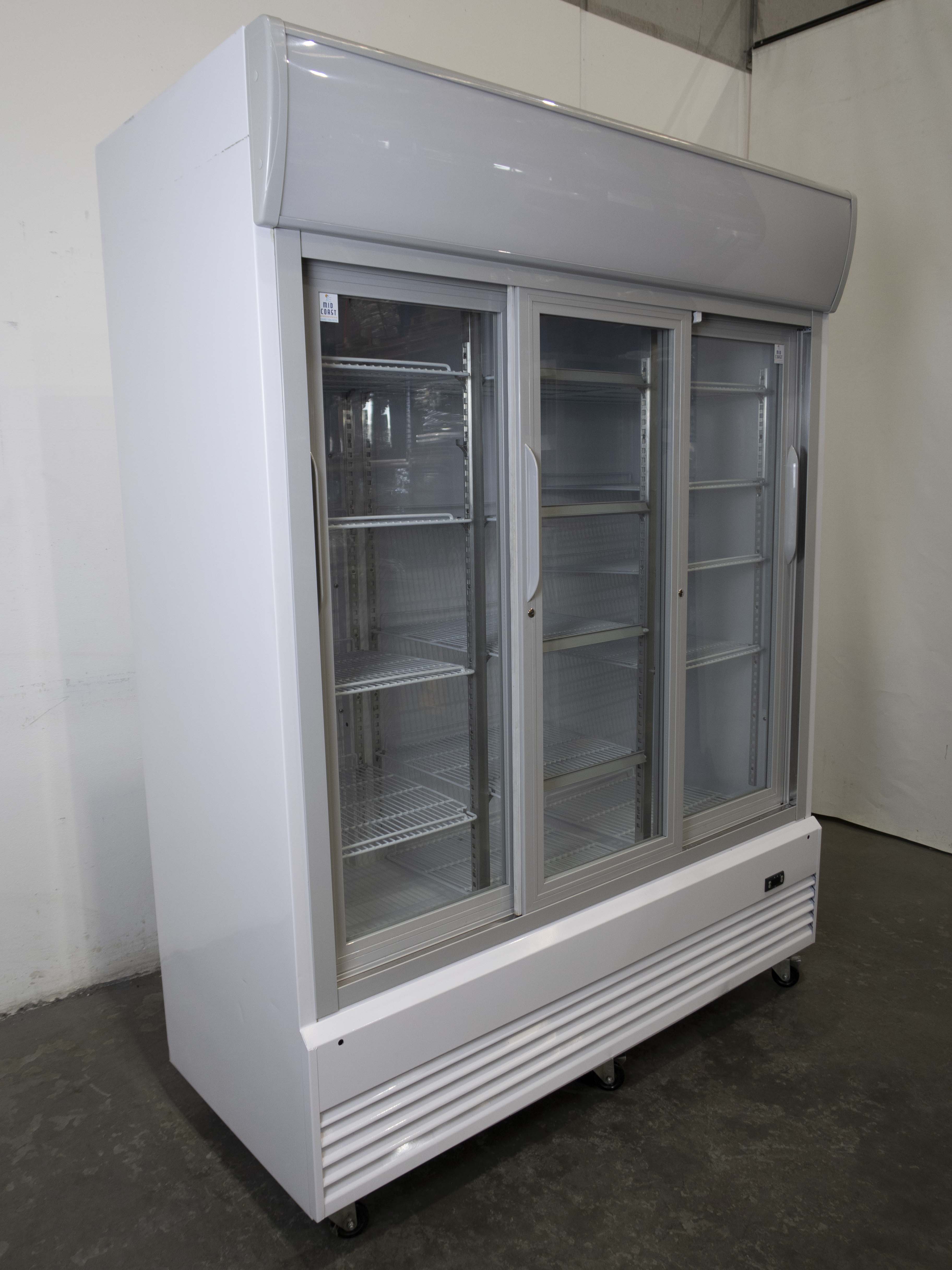 UD-1300D-S 3 Door Display Fridge