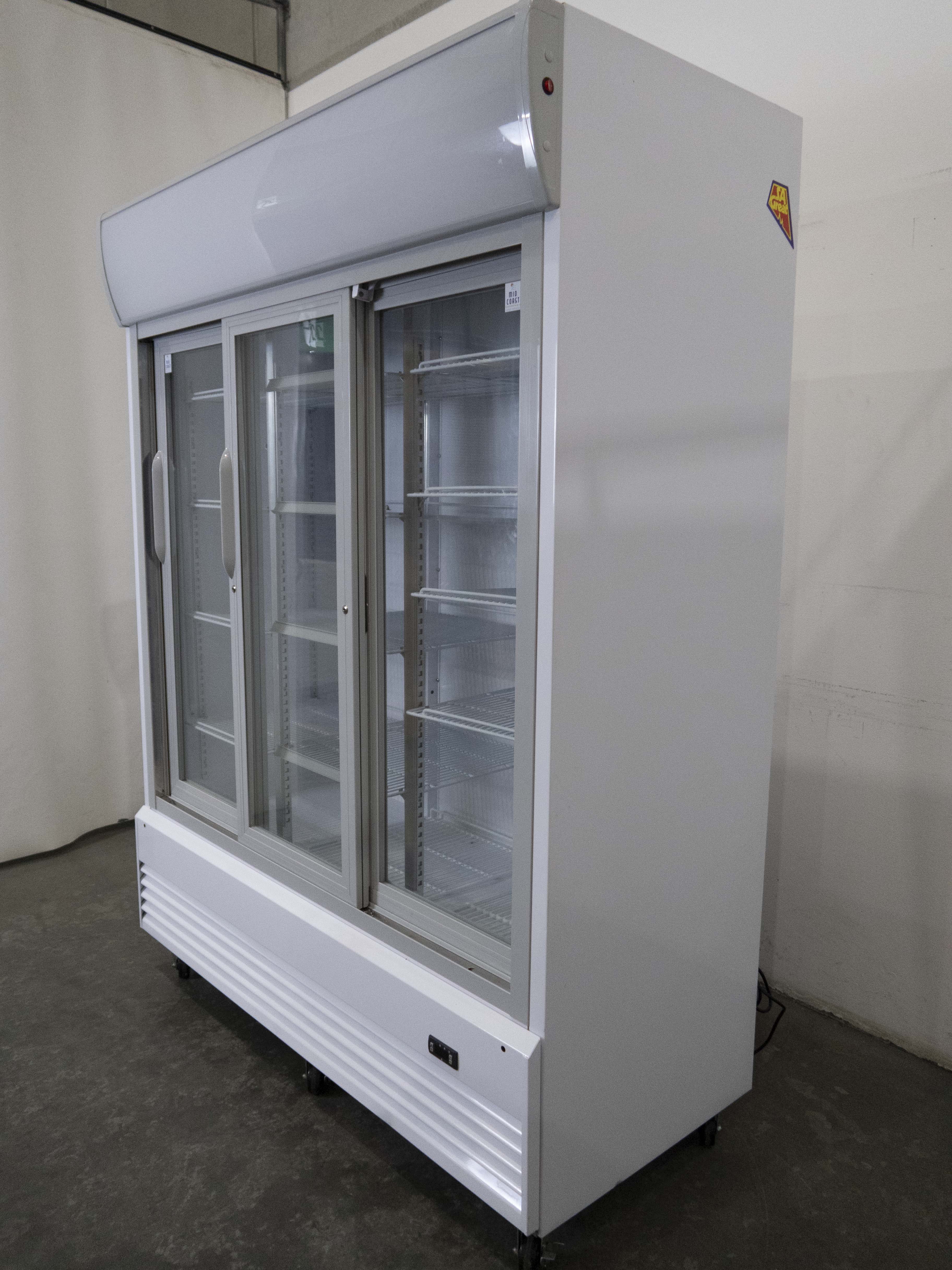 UD-1300D-S 3 Door Display Fridge