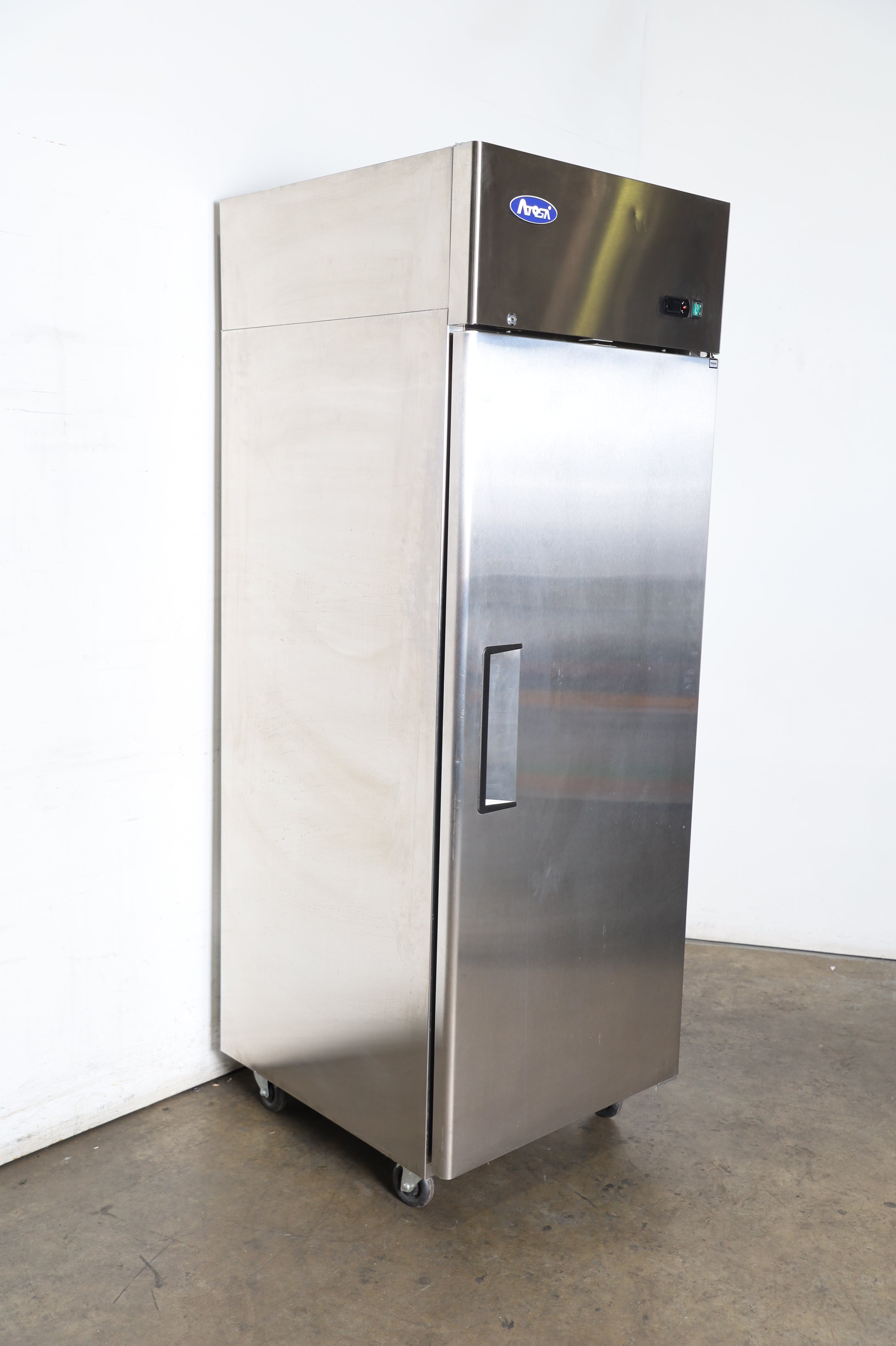 Atosa MBF8004GR Upright Fridge
