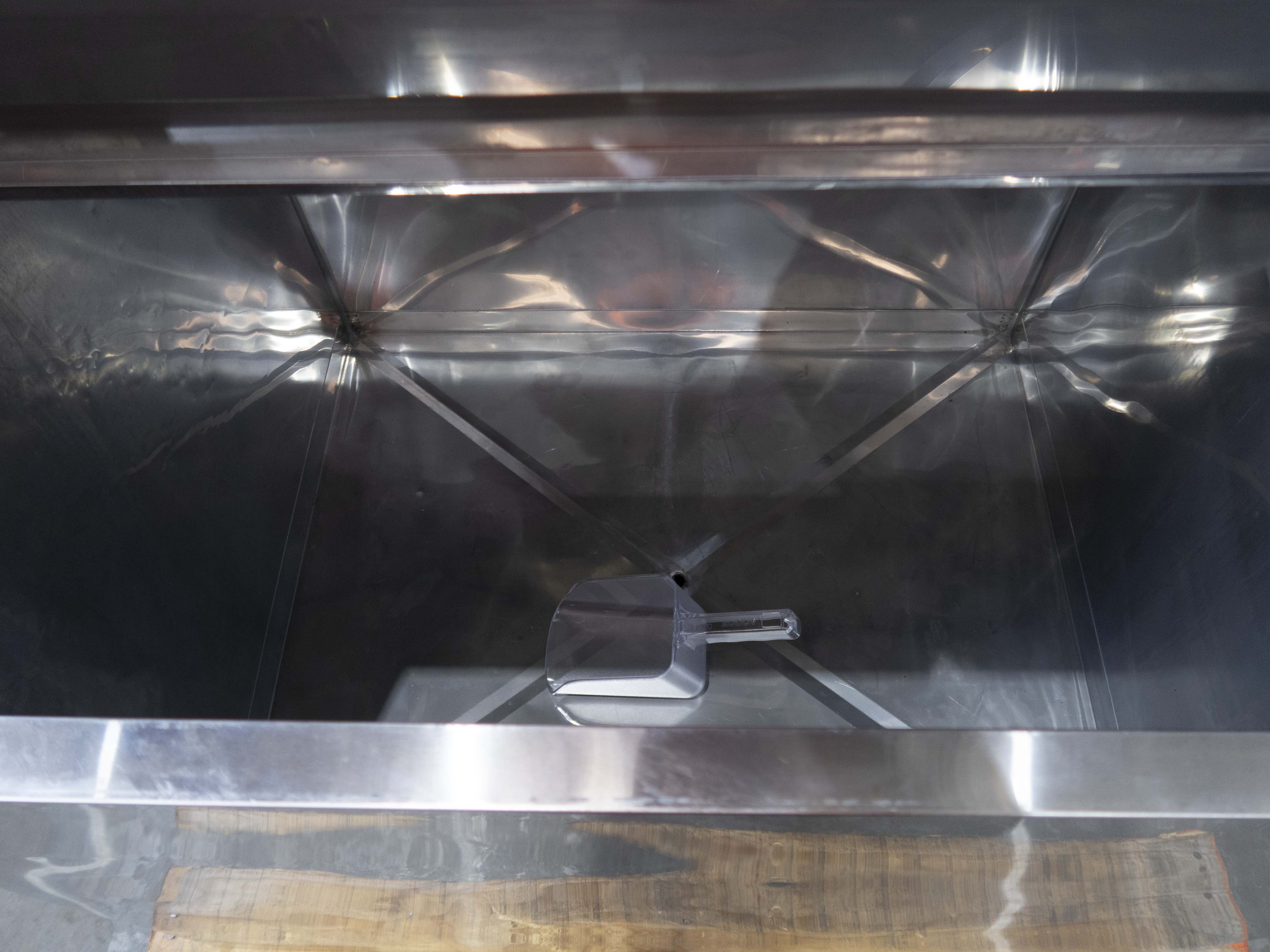 Artisan LD1200 Ice Machine