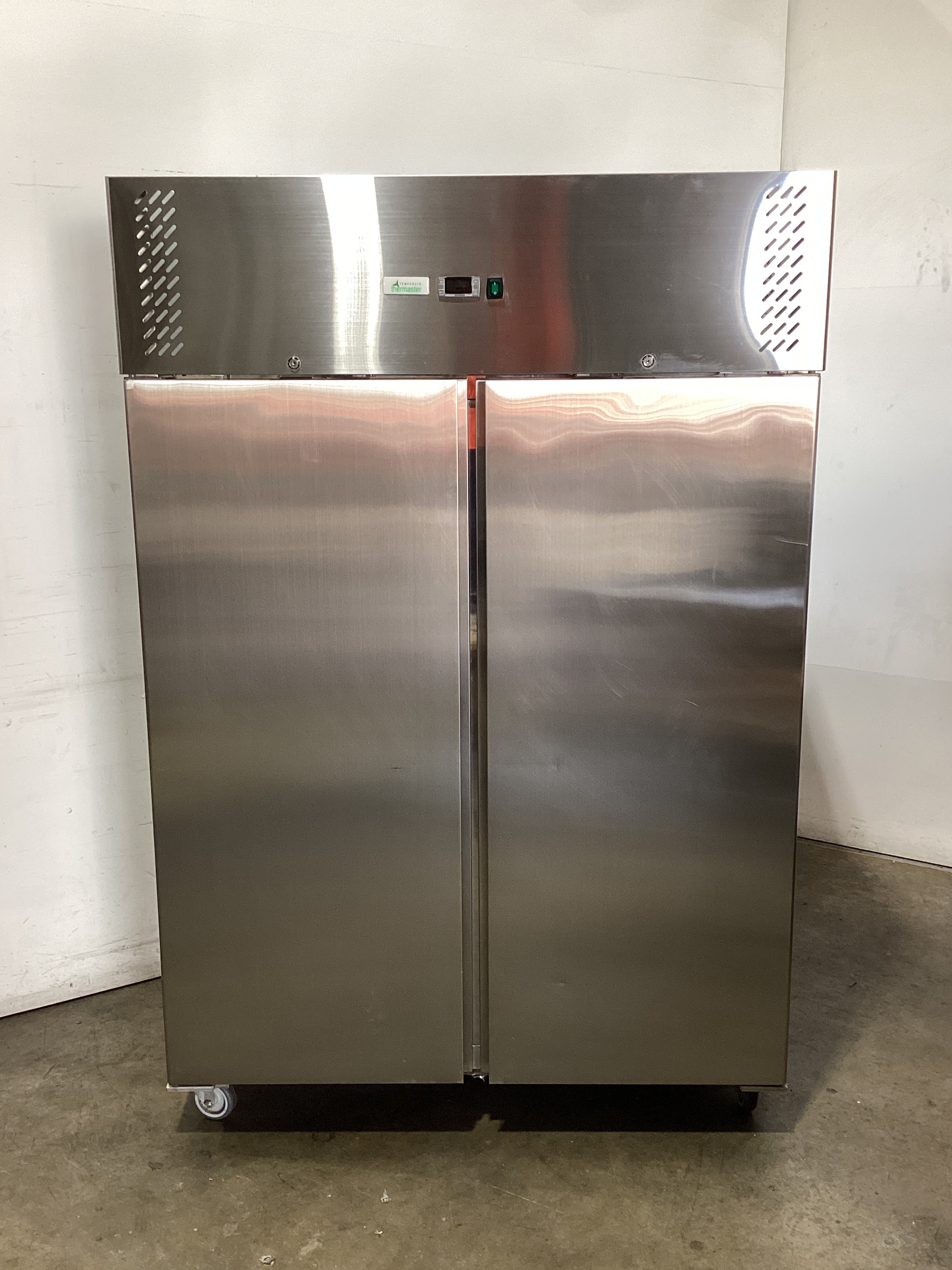 Thumbnail - Thermaster XURF1200S Upright Freezer