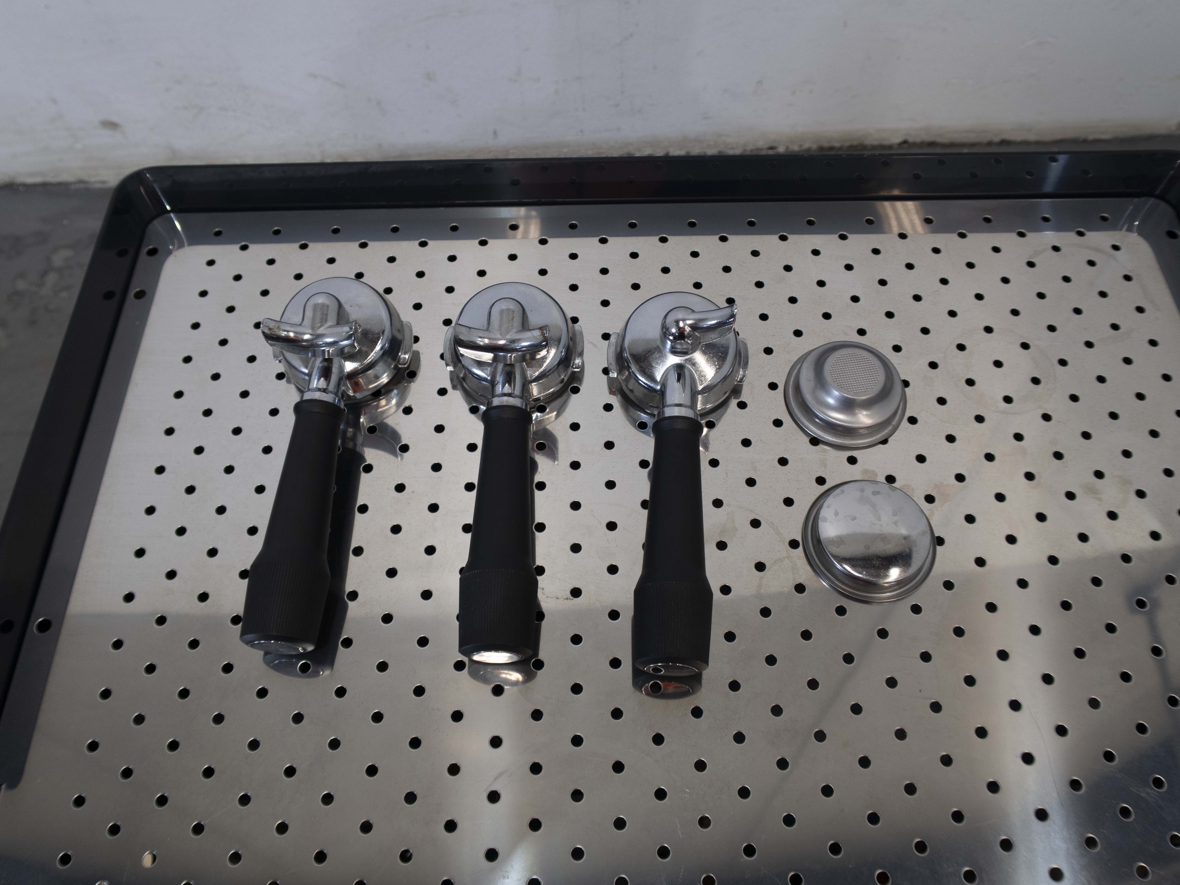 Crem EBED-J41B-22AR 2 Group Volumetric Coffee Machine