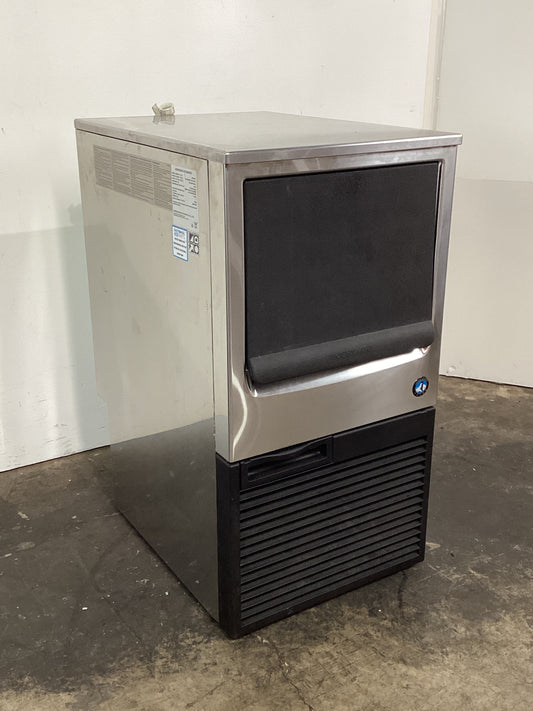 Hoshizaki KM-40B Ice Machine