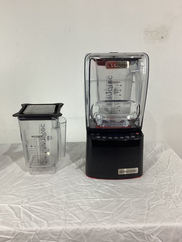 Blendtec CQB1 Blender + 2 Wildside Jugs