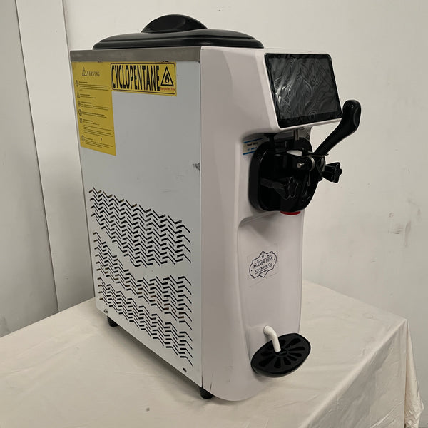 Mama Mia ST16ERLW Ice Cream Machine