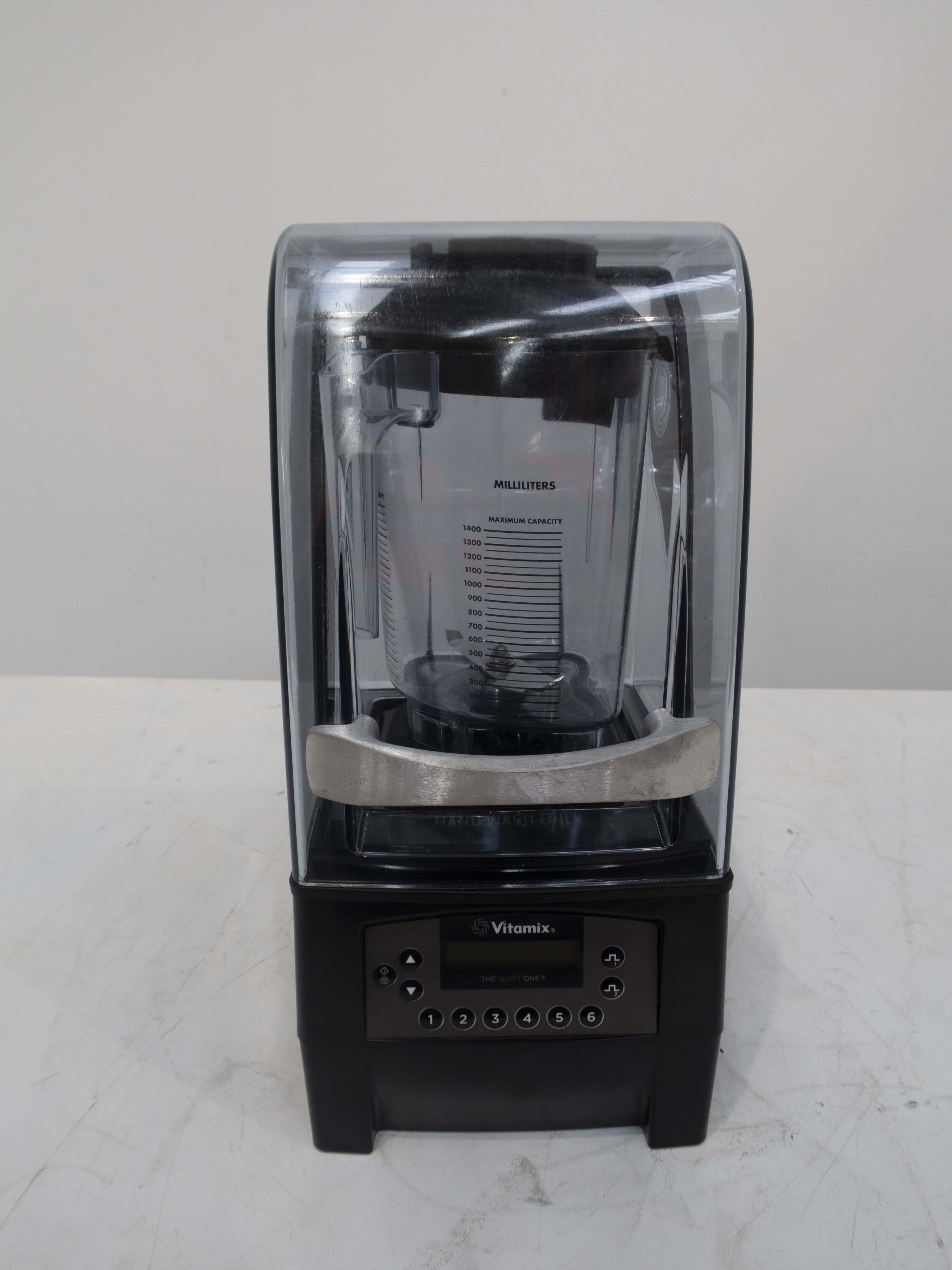 Vitamix VM0149 Blender with Sound Barrier