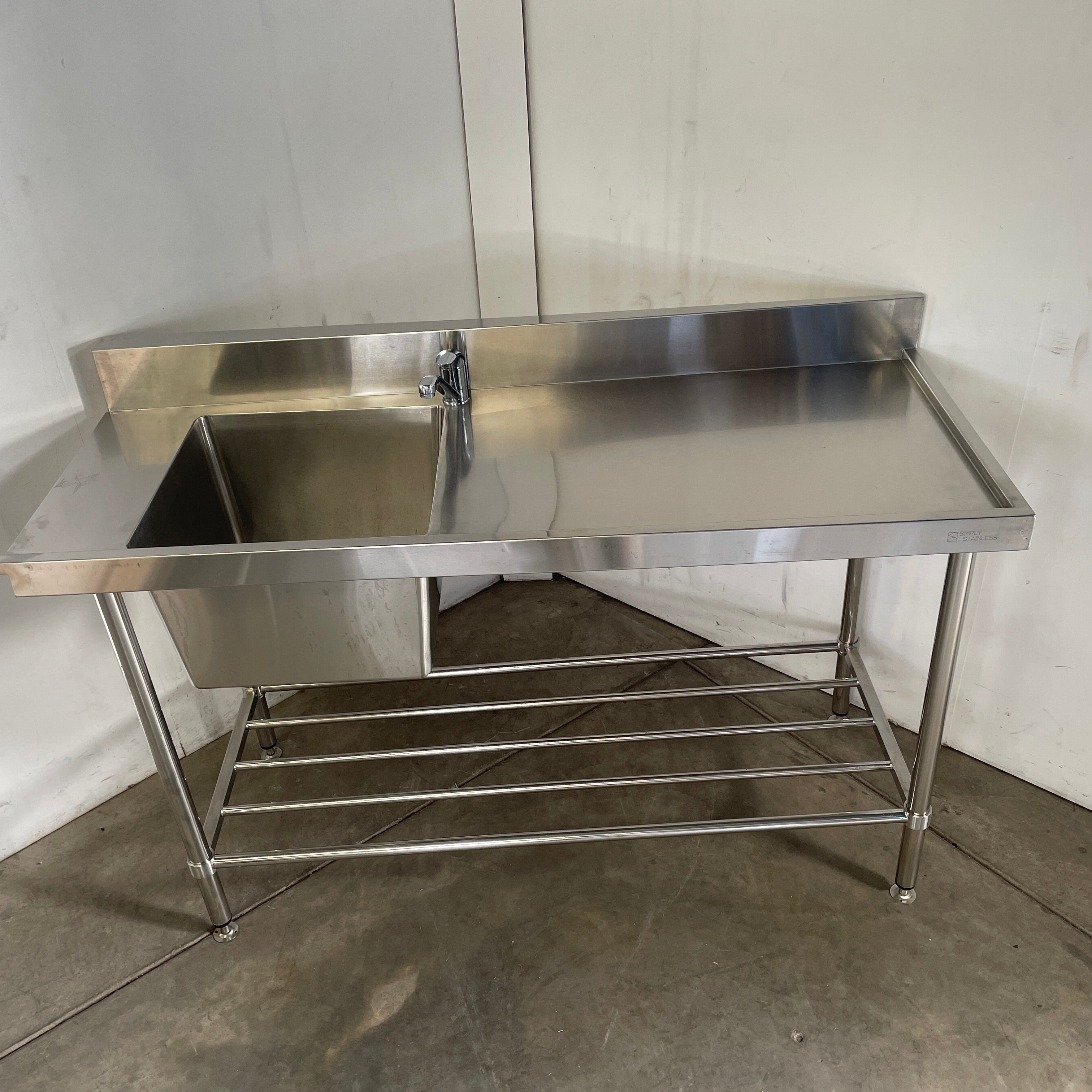 Simply Stainless Right Hand Inlet Bench