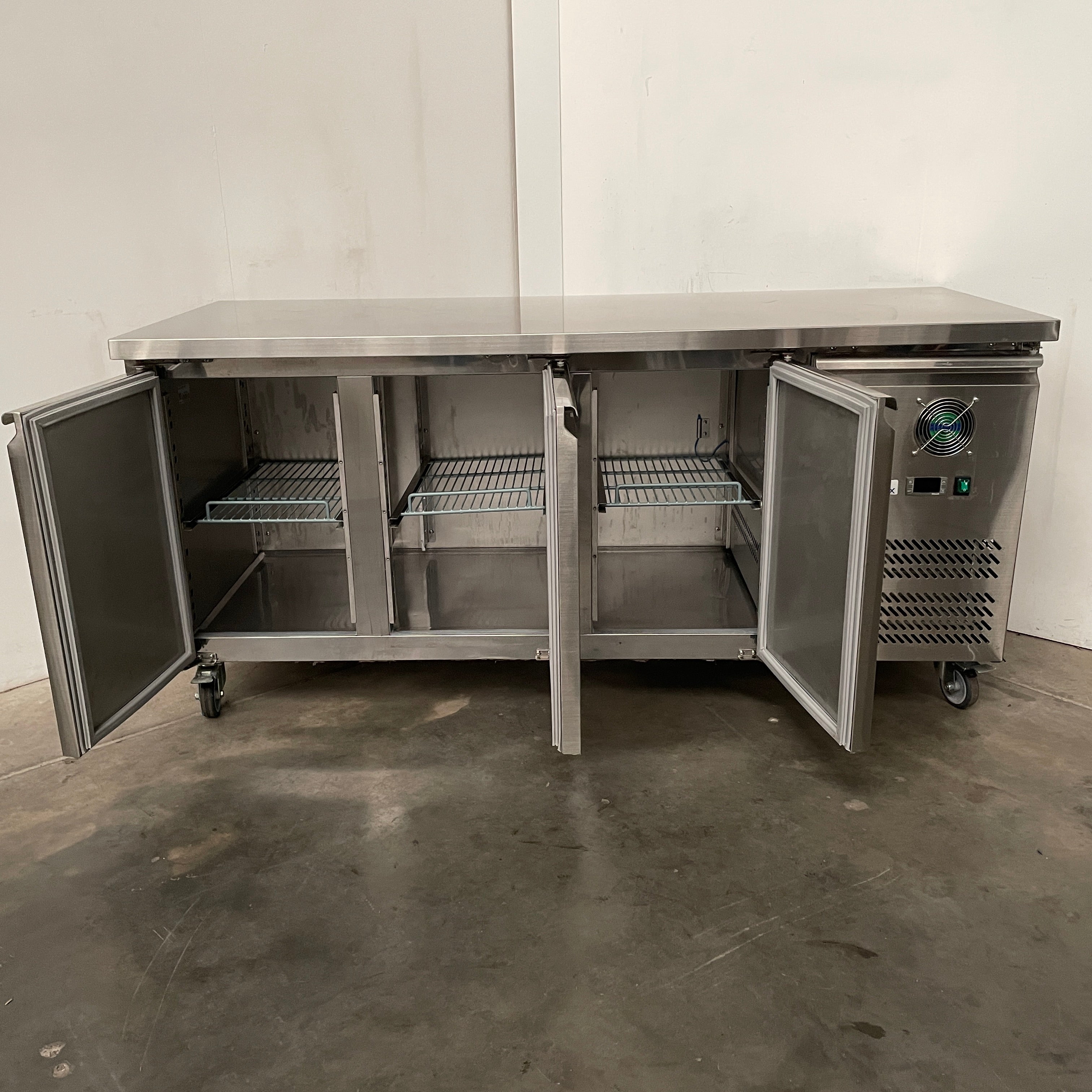 FED-X XUB7C18S3V Underbench Fridge