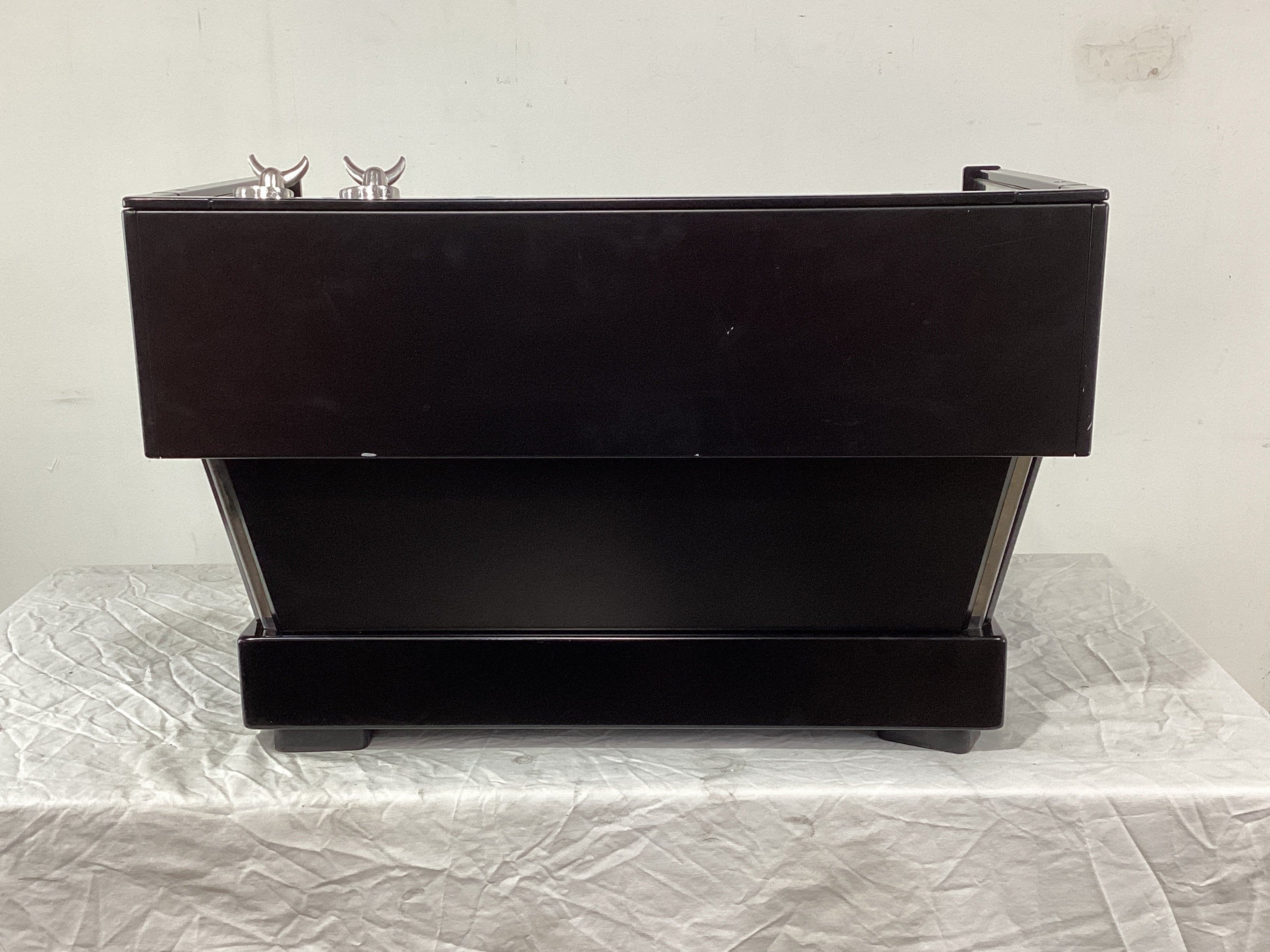 La Marzocco Linea 2AV 2 Group Coffee Machine