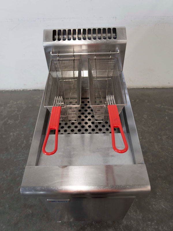 Waldorf FN8120G Fryer