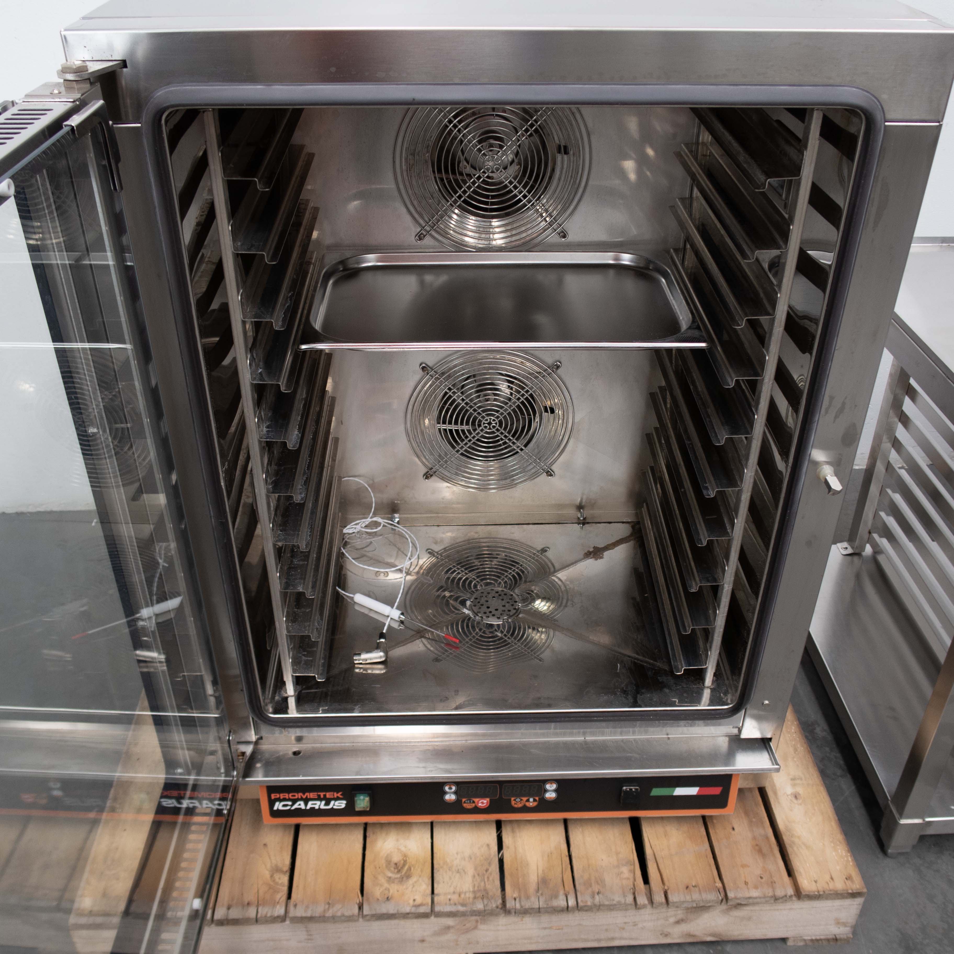 Federal FEDL10NEMIDVH20 Combi Oven + Stand