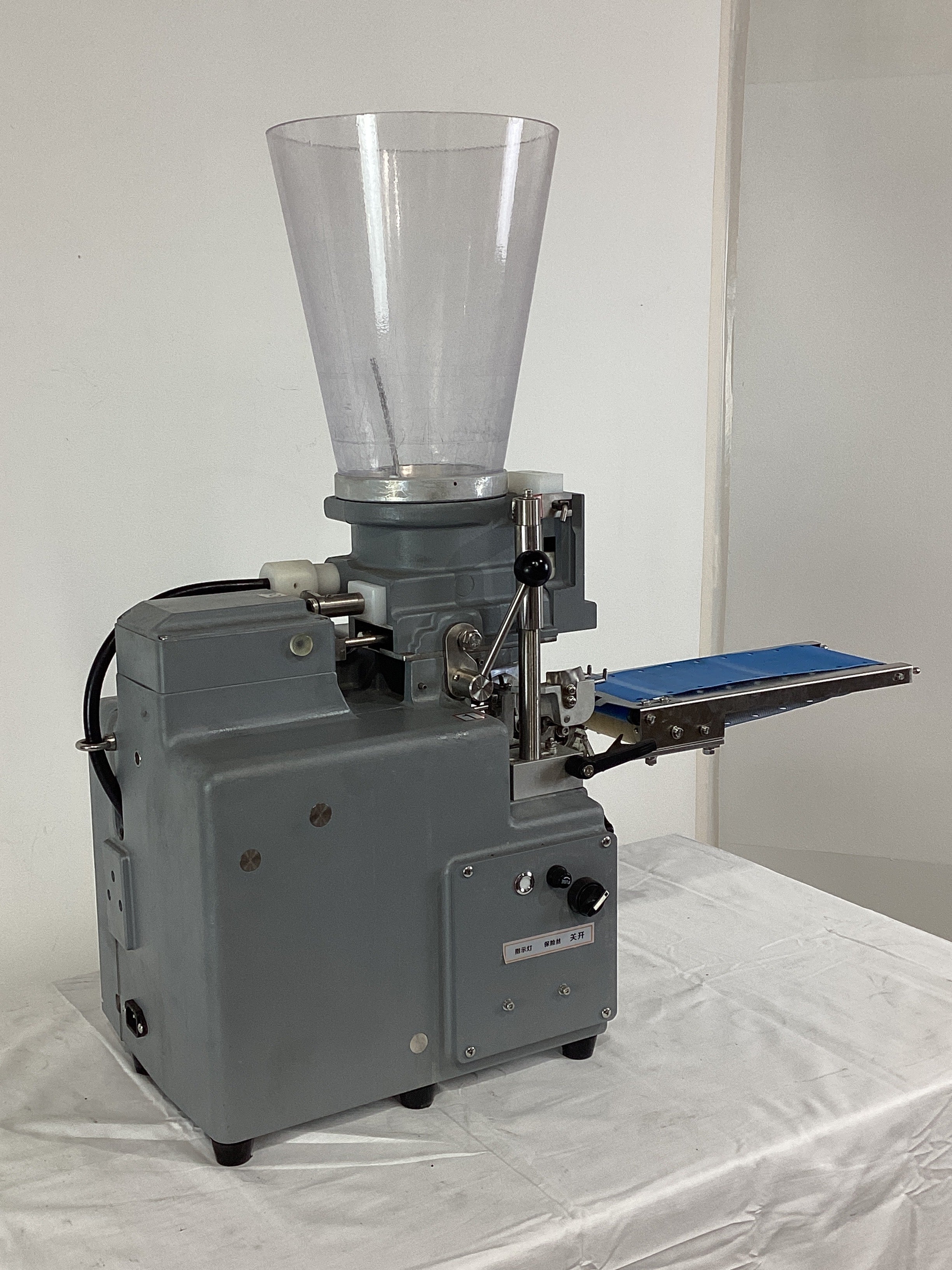 Century CP9002 Dumpling Filler