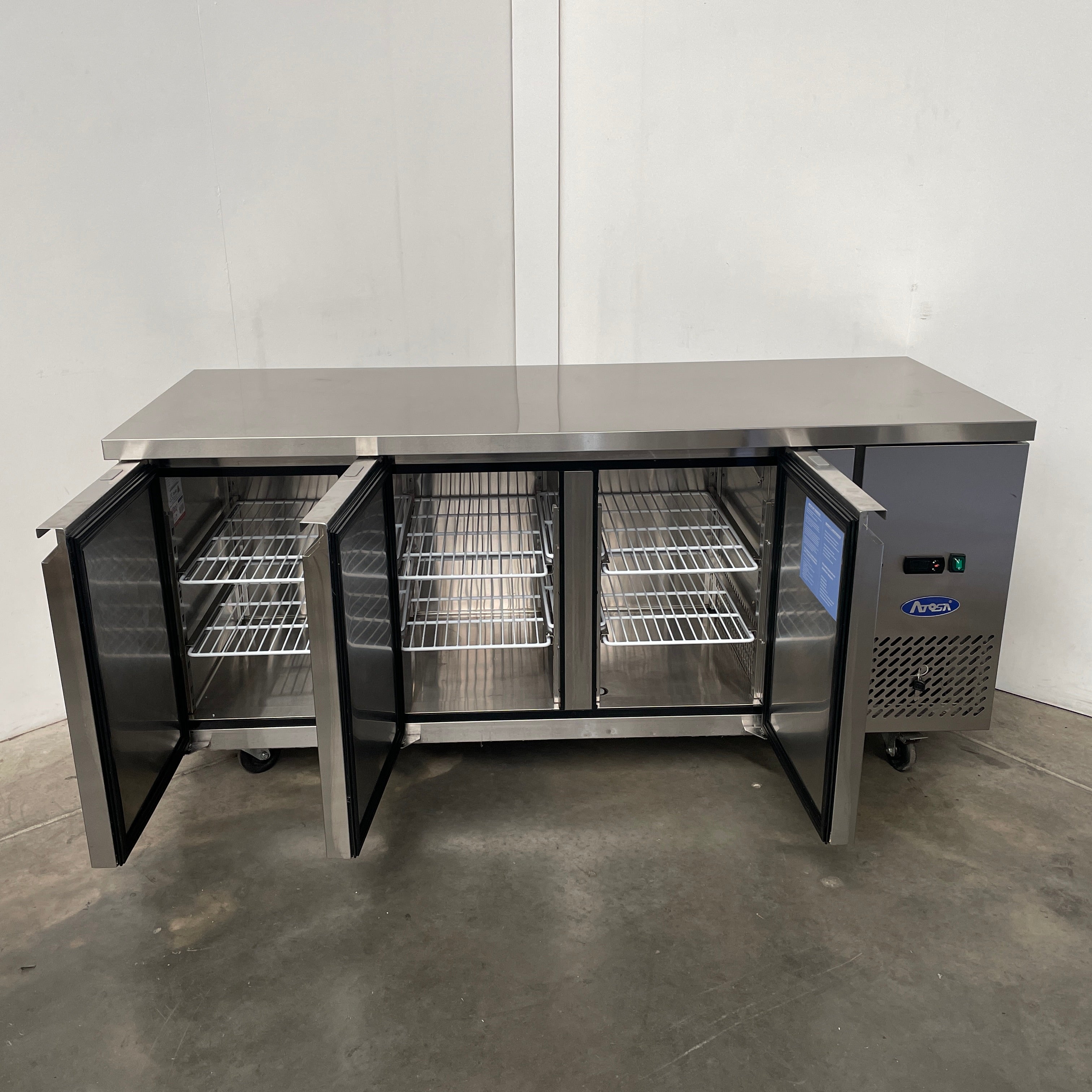 Atosa EPF3432GR Undercounter Fridge