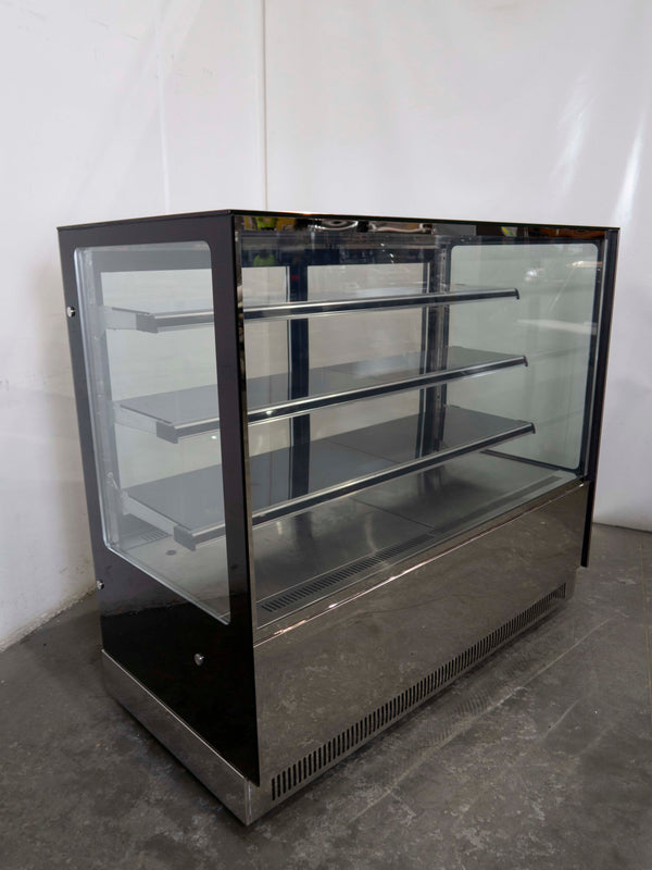 FED GAN-1500RF3 Cake Display