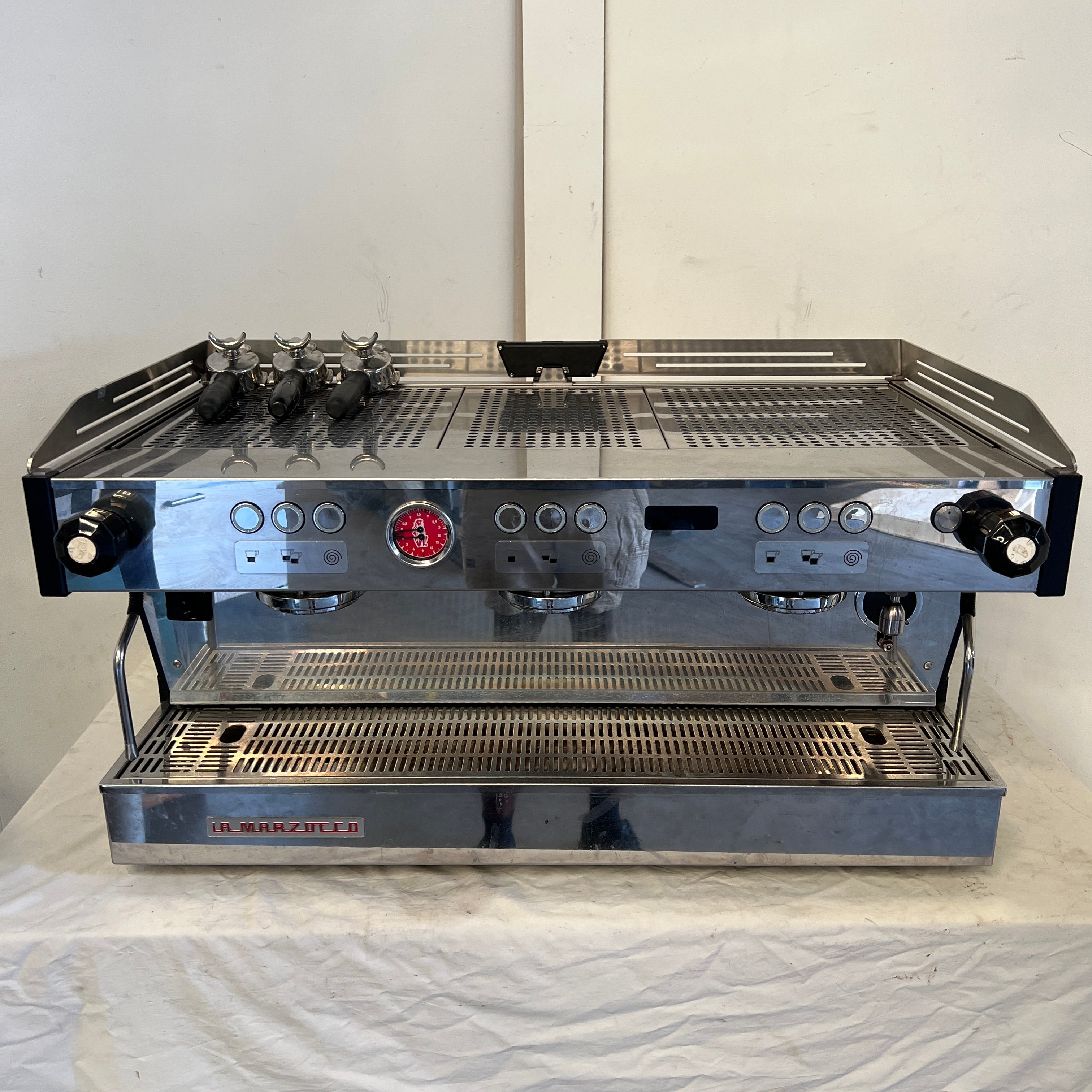 La Marzocco Linea PB 3 Group Coffee Machine
