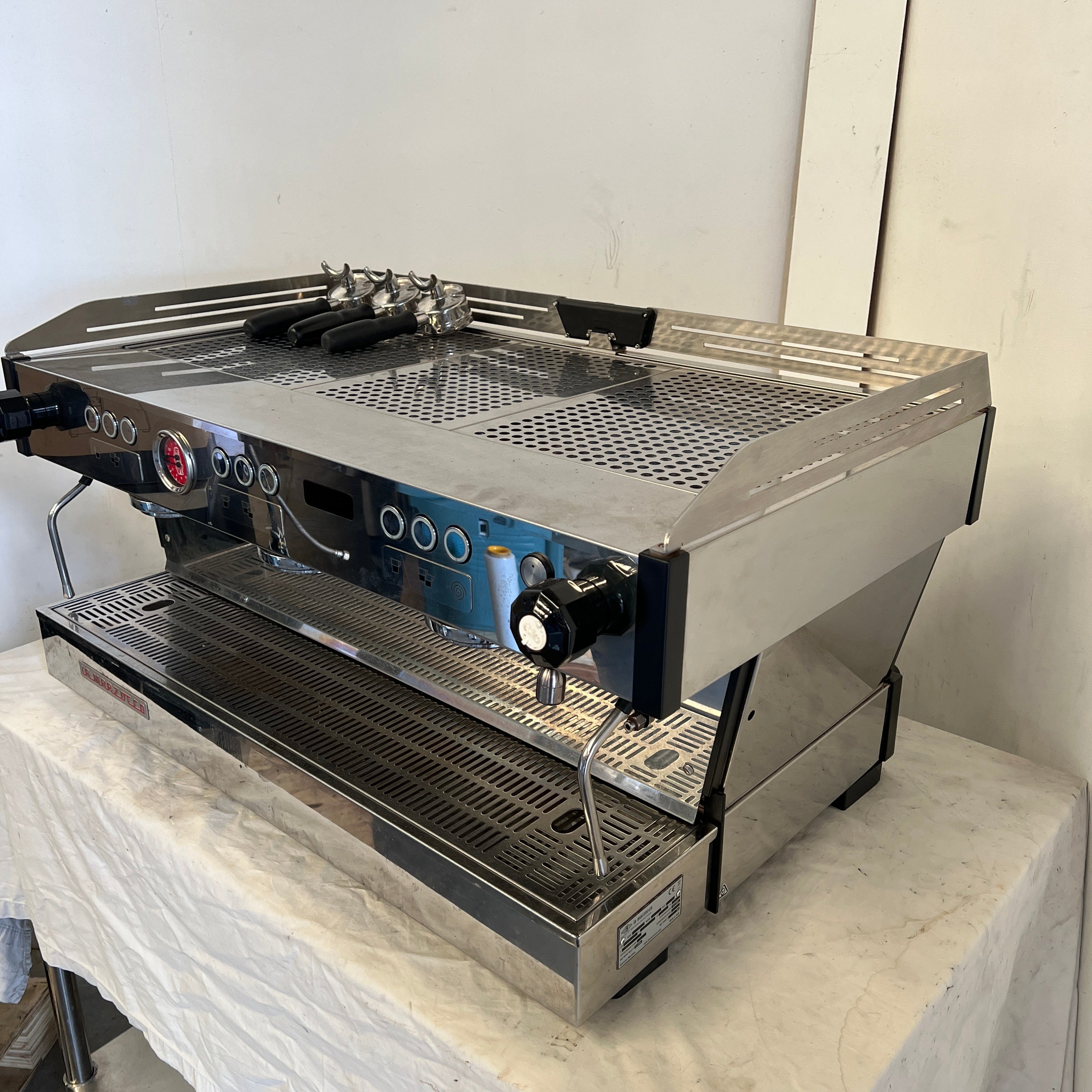 La Marzocco Linea PB 3 Group Coffee Machine