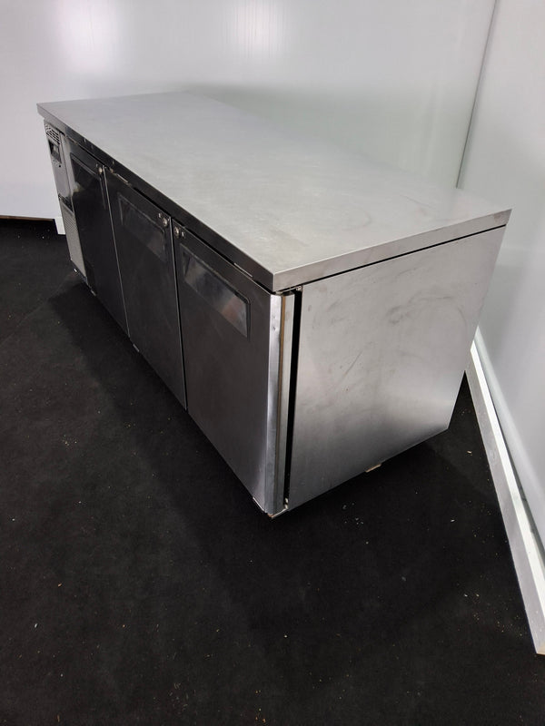 Turbo Air KURF18-3-N Undercounter Fridge/Freezer