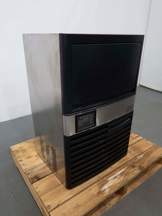Caterware SK-80P Ice Machine
