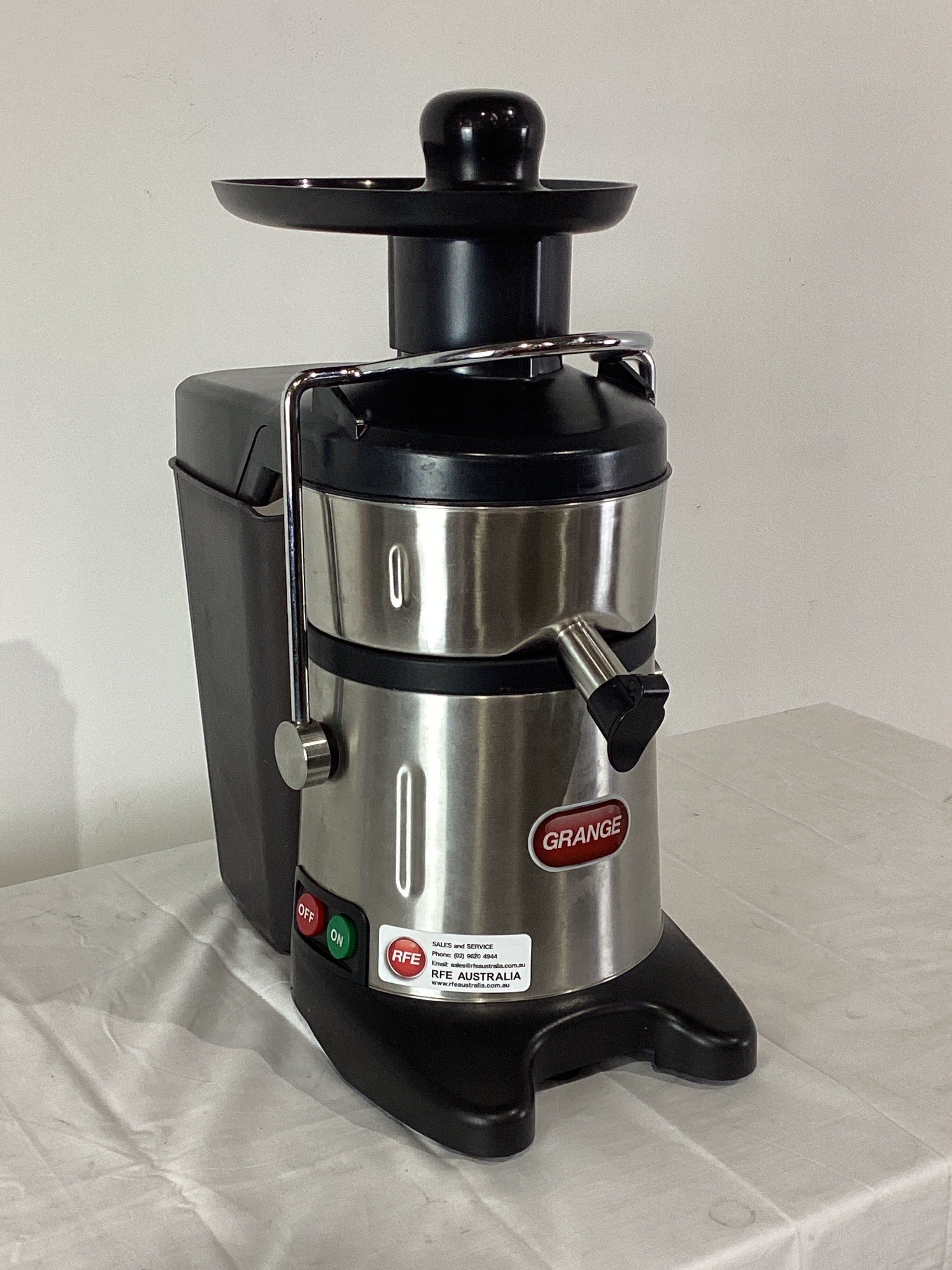 Grange CJ8 Commercial Juicer