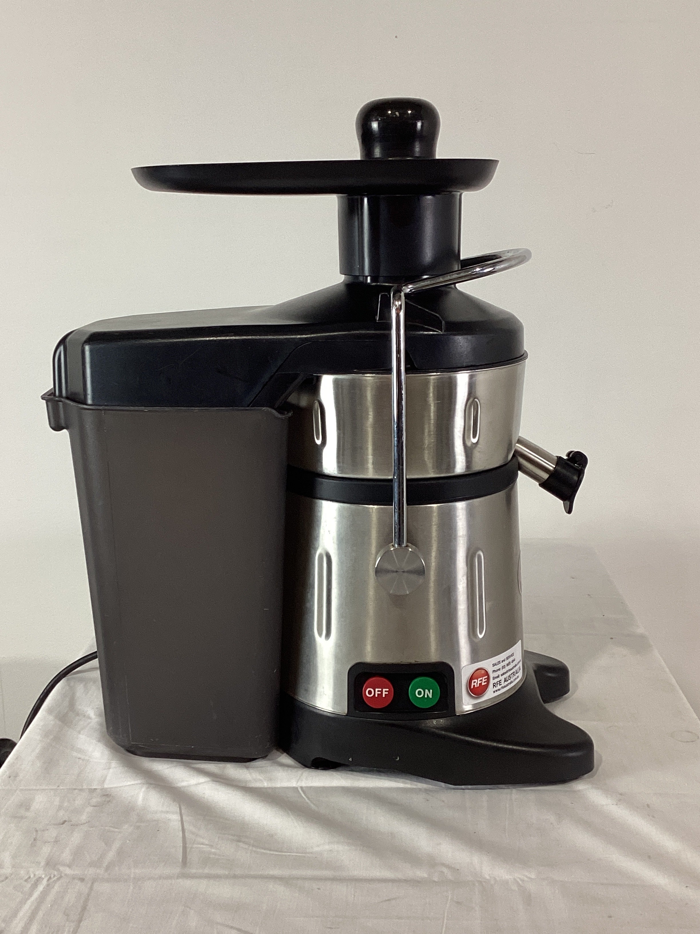 Grange CJ8 Commercial Juicer