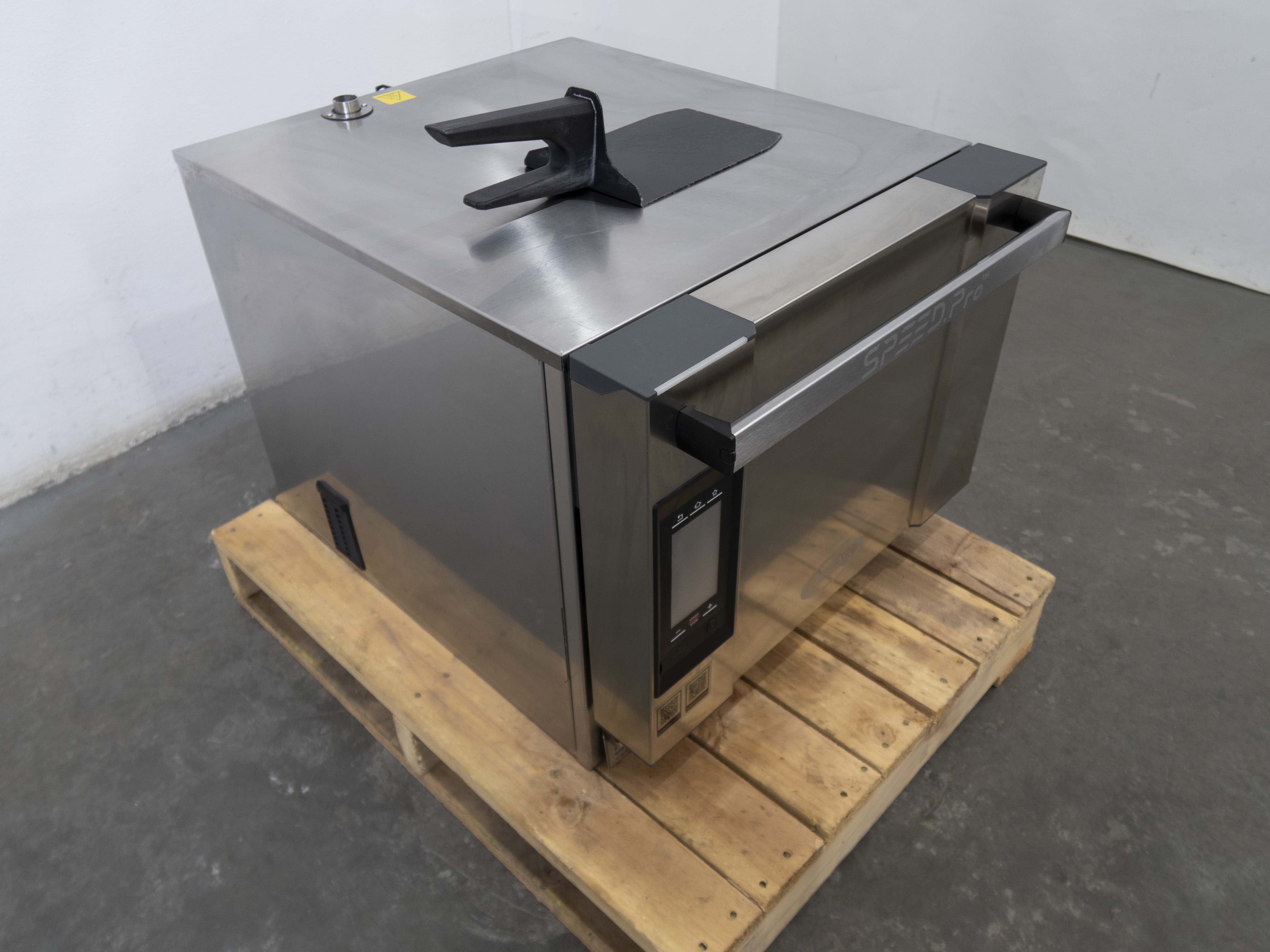 Unox XESW-03HS-EDDN Speed Oven