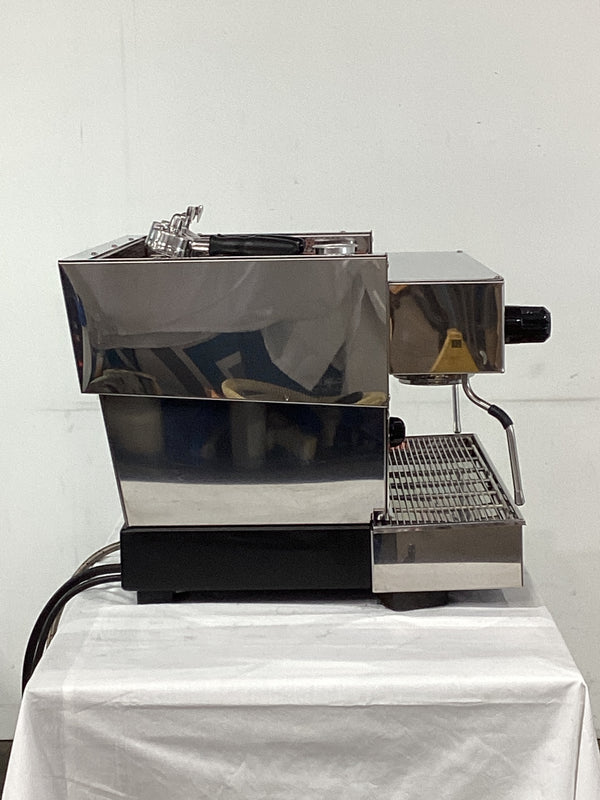 La Marzocco Linea Classic S 2 Group Coffee Machine