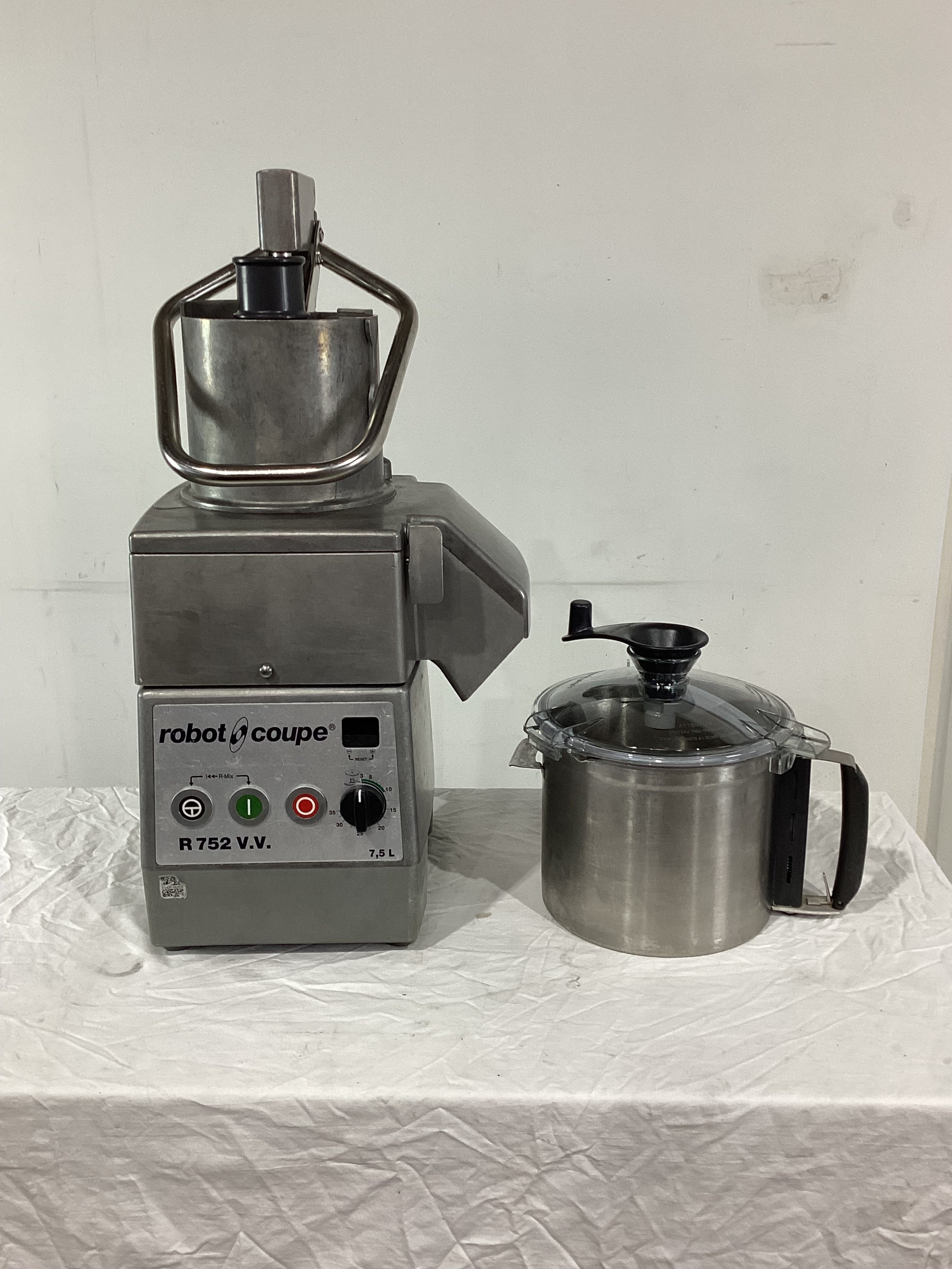 Robot Coupe R752VV 7.5LT Food Processor/Bowl Cutter