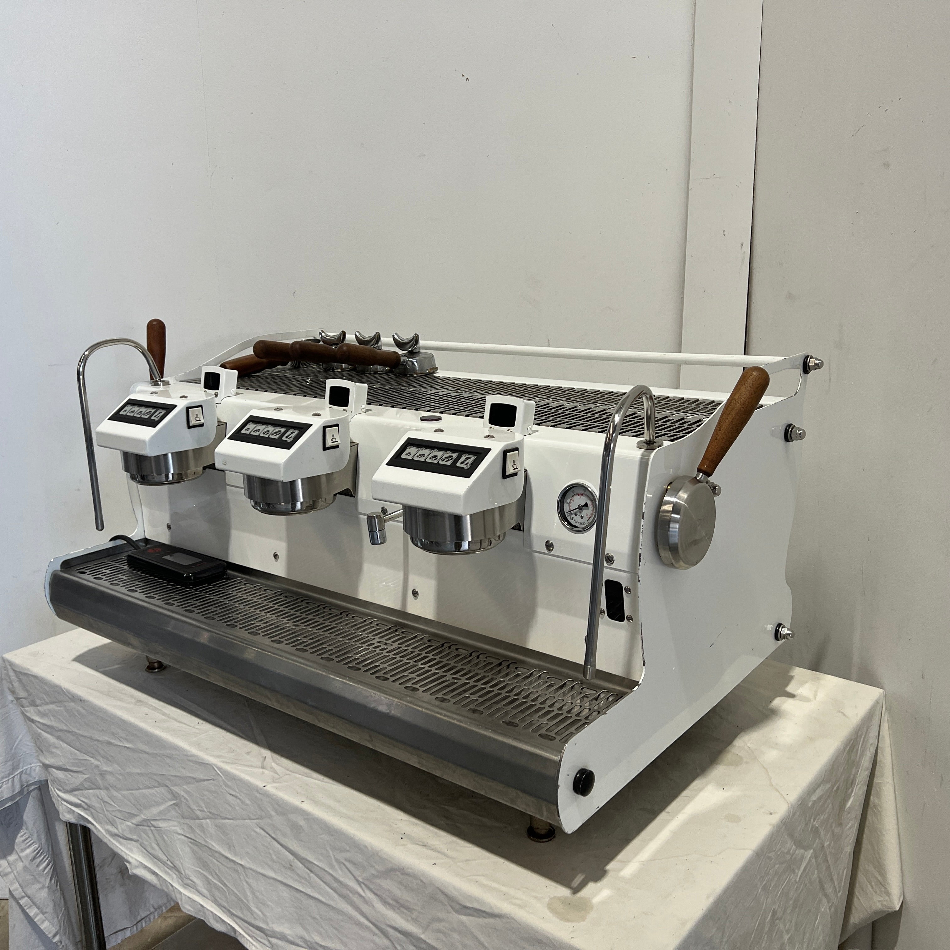 Synesso Cyncra 3 Group Coffee Machine