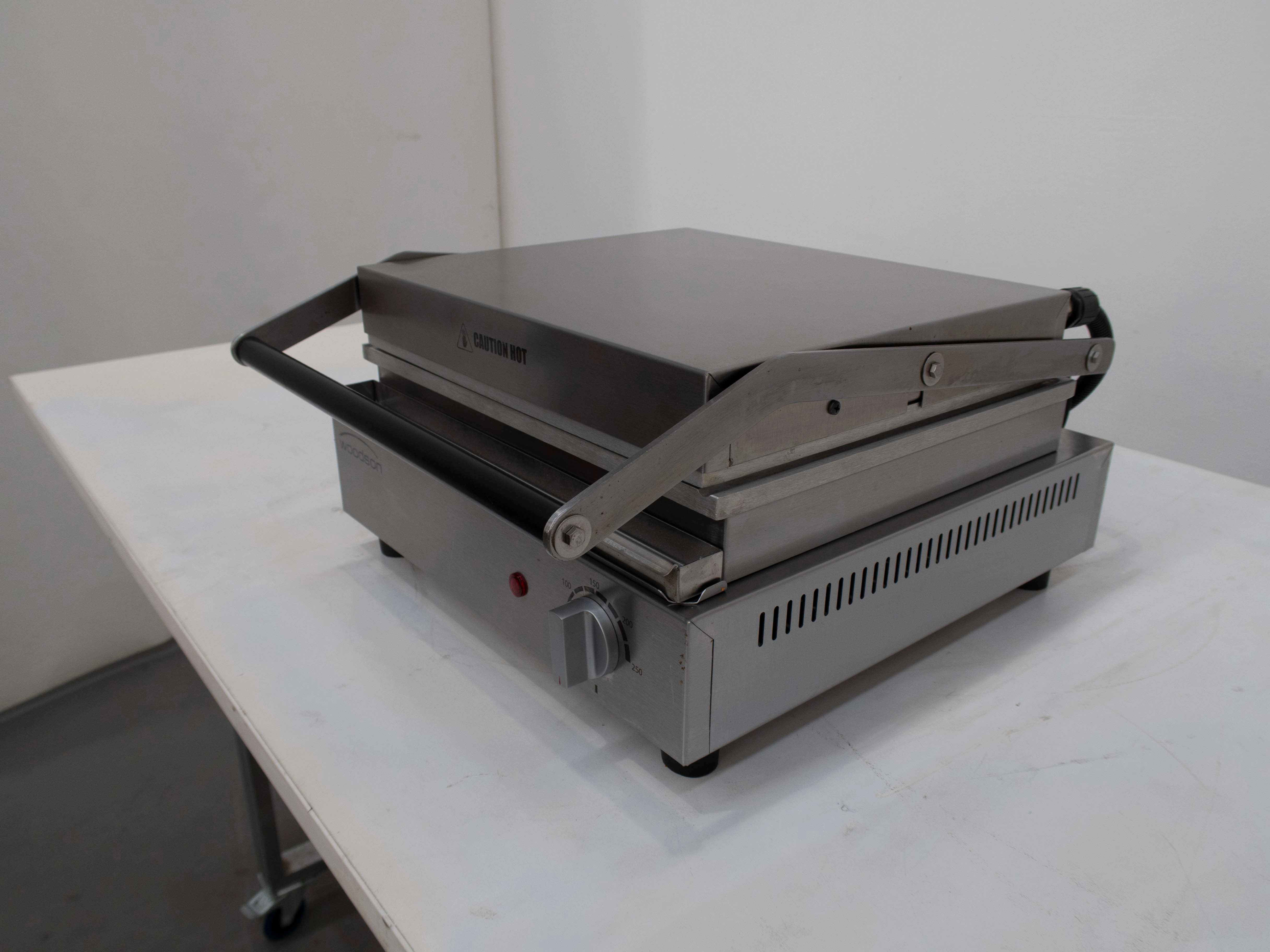 Woodson W.CT6 Contact Grill